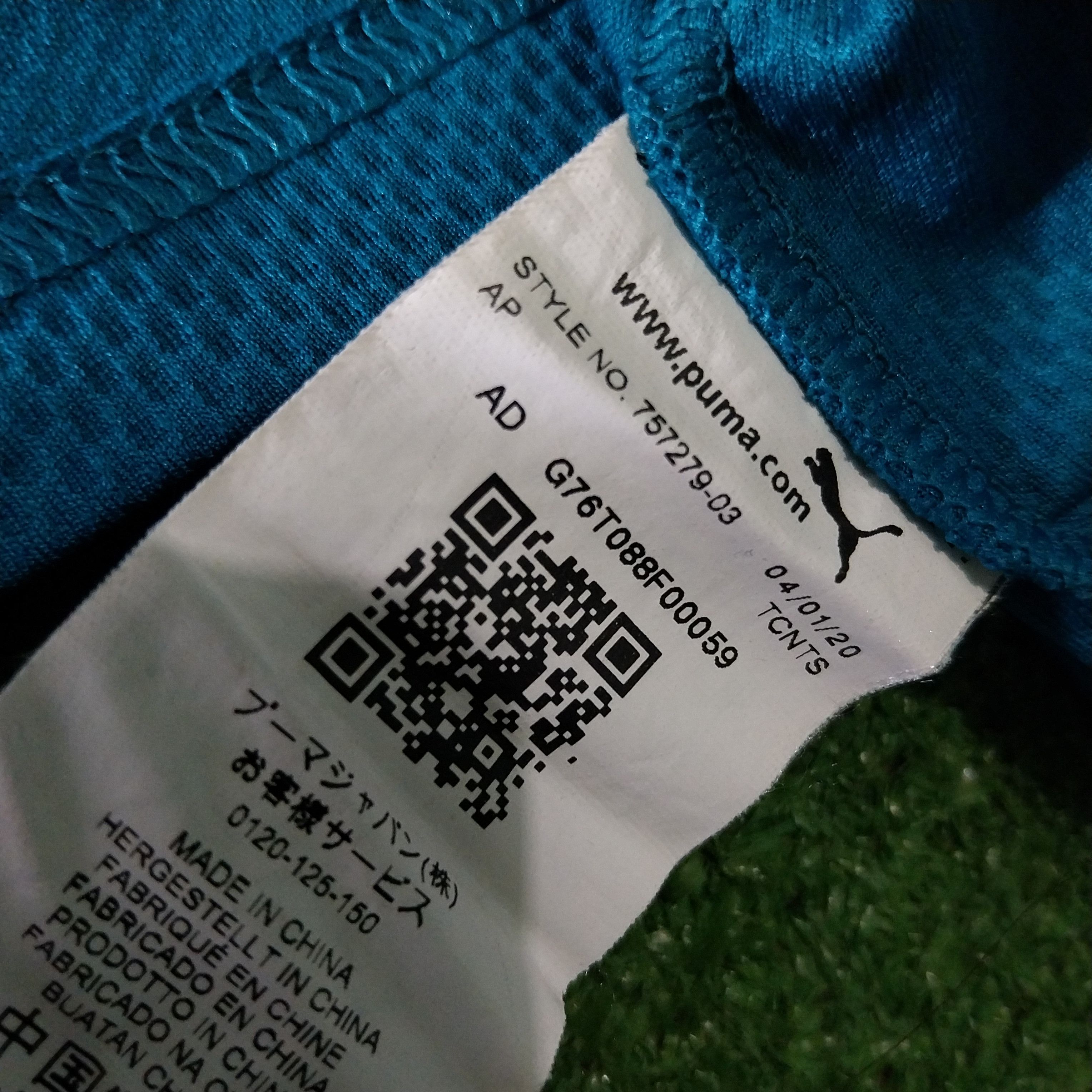 Puma Ac milan 3rd 2020/2021 Theo hernandez jersey football Size US M / EU 48-50 / 2 - 8 Thumbnail