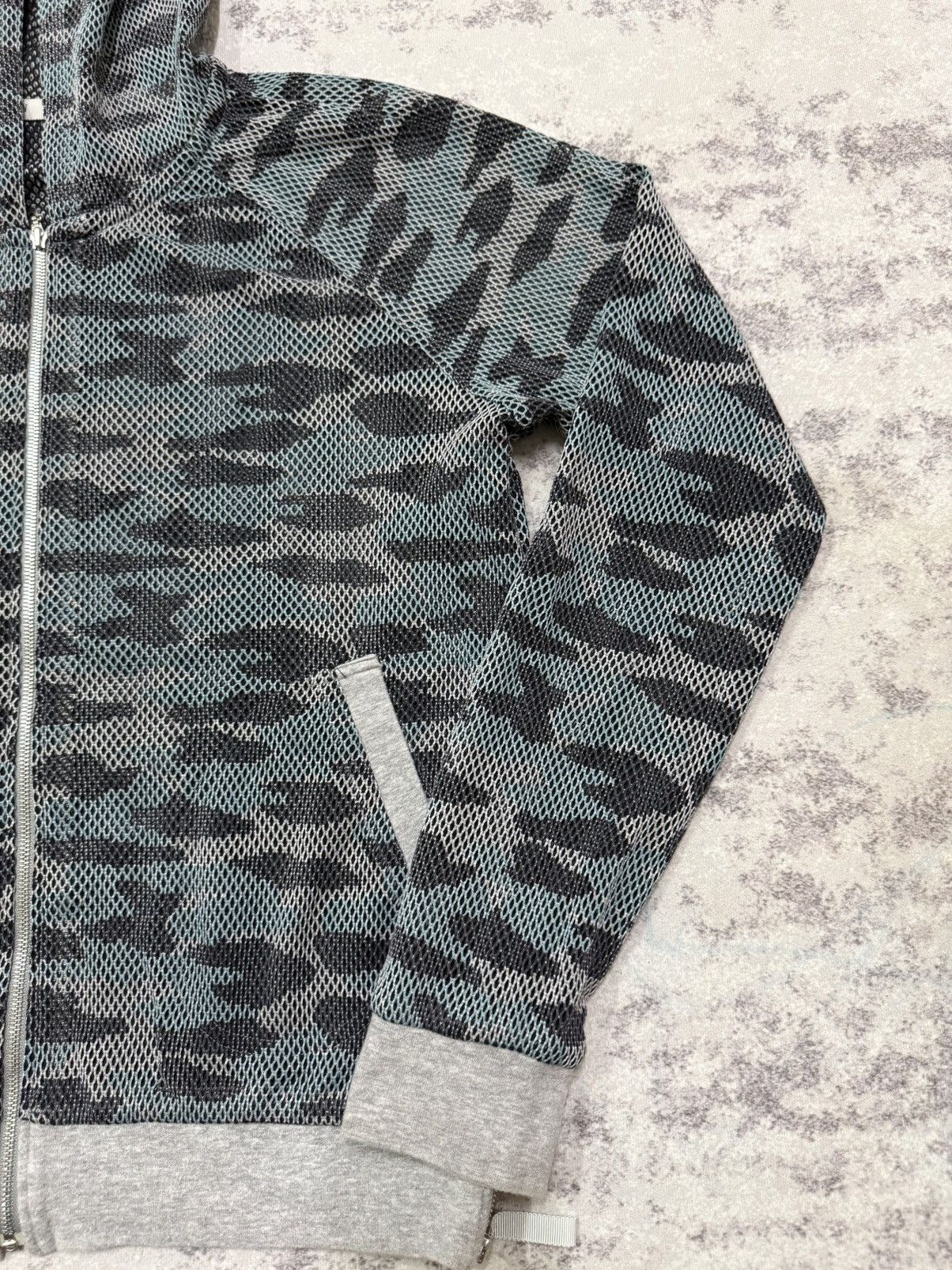 Balmain Balmain Paris Ishikawa Design Camo Hoodie Zip Up Sweater Size S / US 4 / IT 40 - 6 Thumbnail