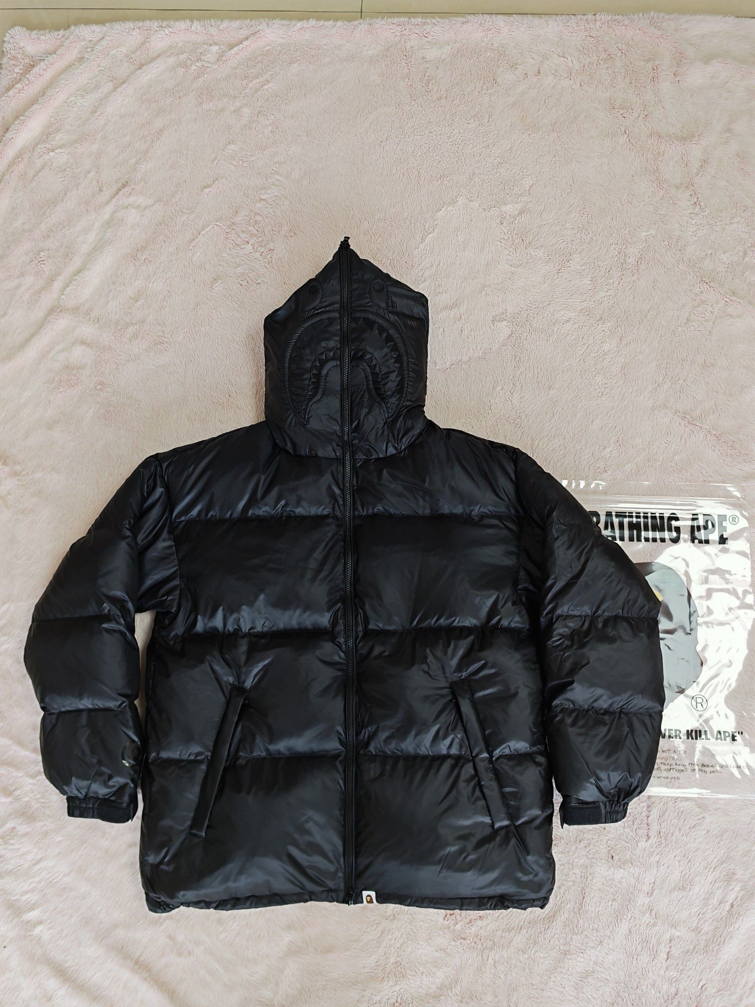 Bape A Bathing Ape Shark Puffer Jacket Size M Size US M / EU 48-50 / 2 - 1 Thumbnail