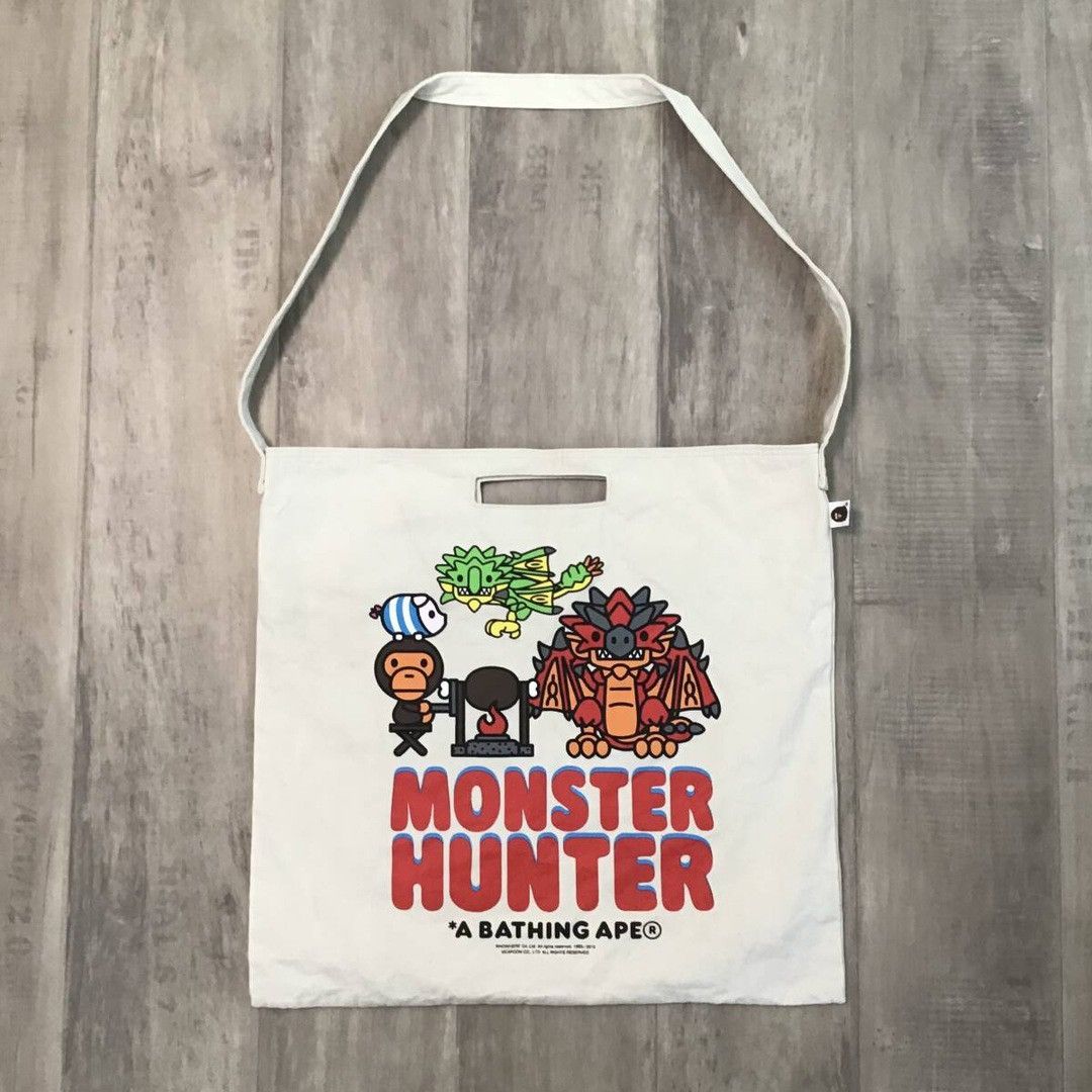 Bape × Japanese Brand BAPE × Capcom Monster Hunter shoulder tote bag MILO APE Size ONE SIZE - 1 Thumbnail