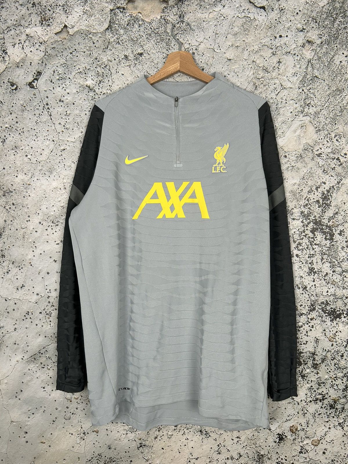 Nike Nike Liverpool FC Jersey Football Soccer Longsleeve Training Size US XL / EU 56 / 4 - 1 Thumbnail