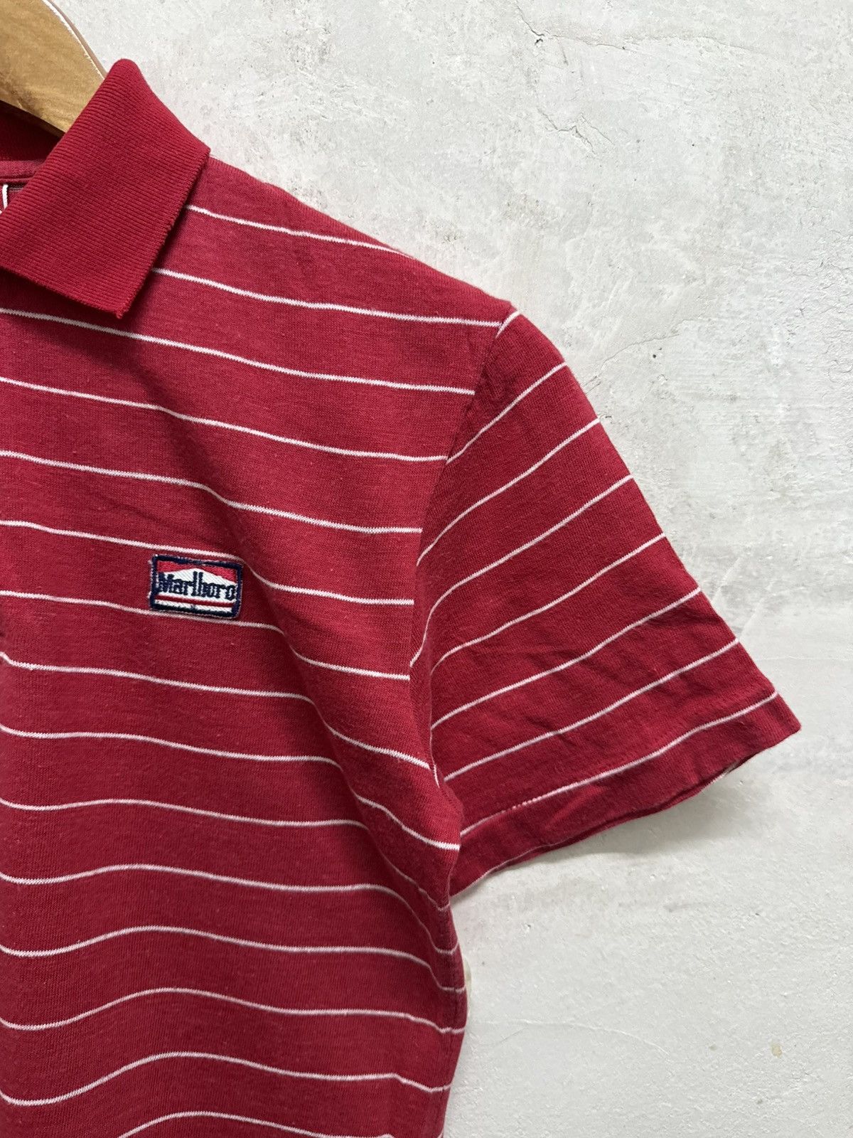 Marlboro Vintage Marlboro Stripe Small Logo Polo Shirt Size US XS / EU 42 / 0 - 3 Thumbnail