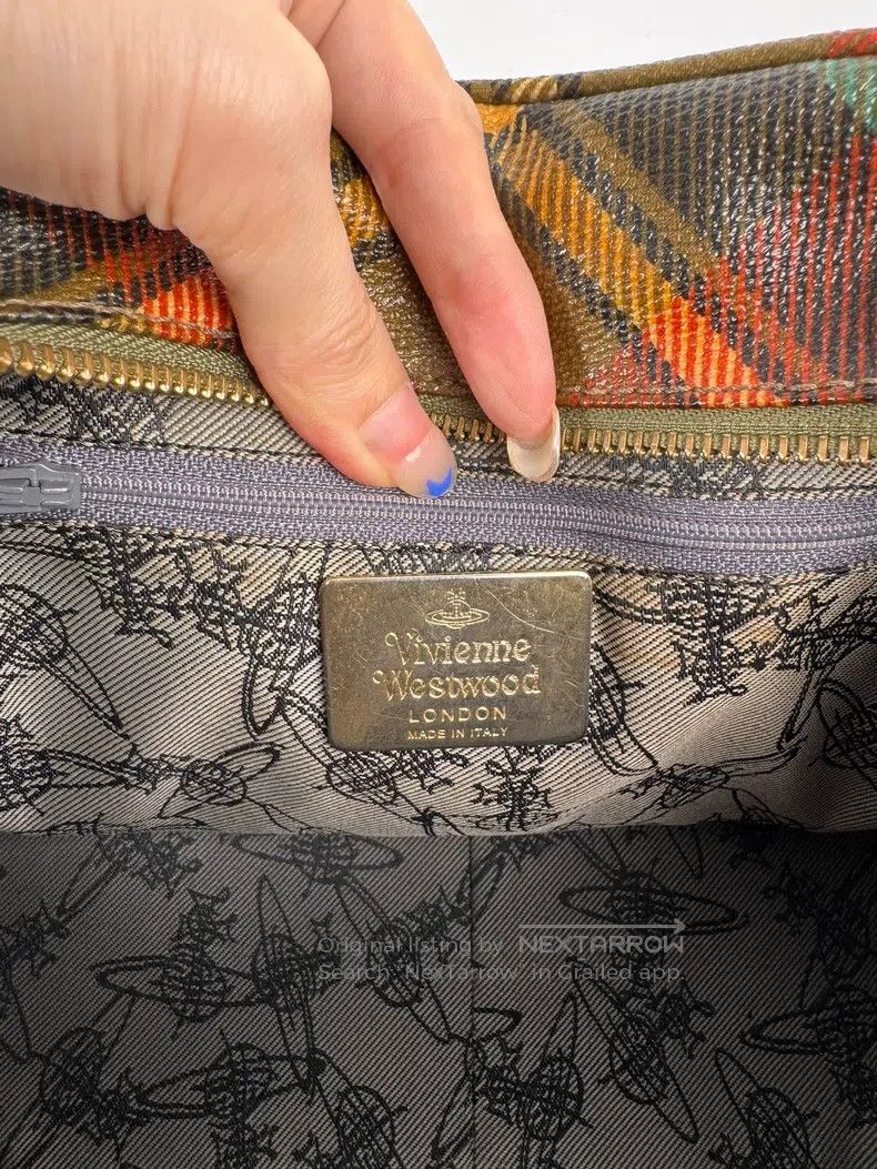 Vivienne Westwood Vivienne Westwood size os Black Textured Crocodile Pattern Size ONE SIZE - 9 Thumbnail