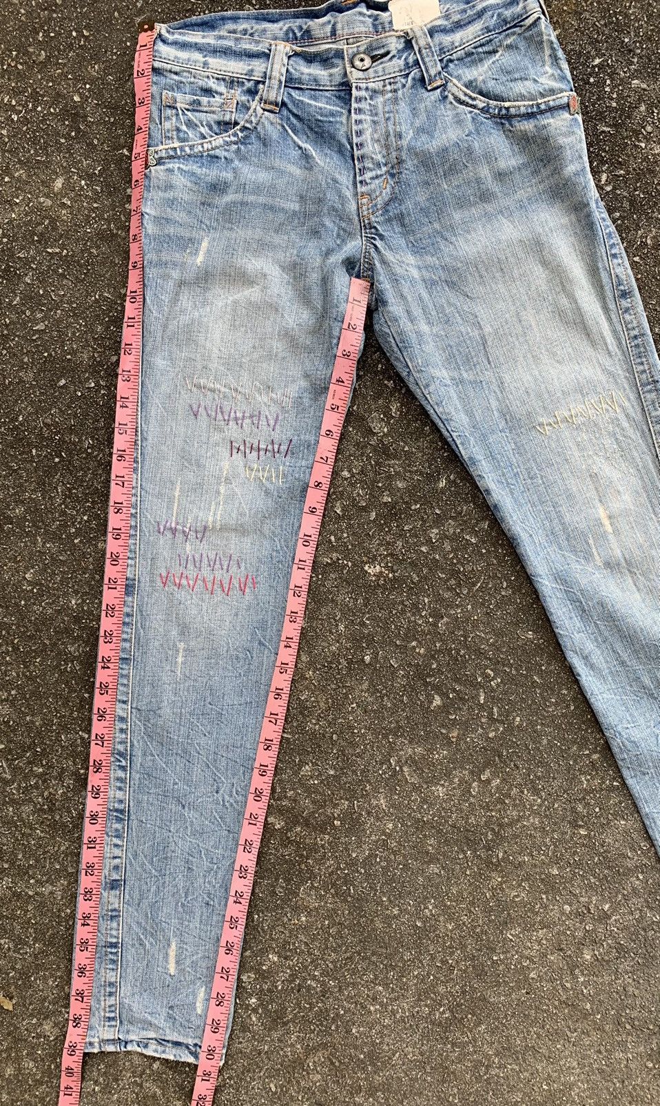 Beauty Beast × If Six Was Nine Distressed Antgauge Embroidered Denim Pants Size US 30 / EU 46 - 13 Thumbnail