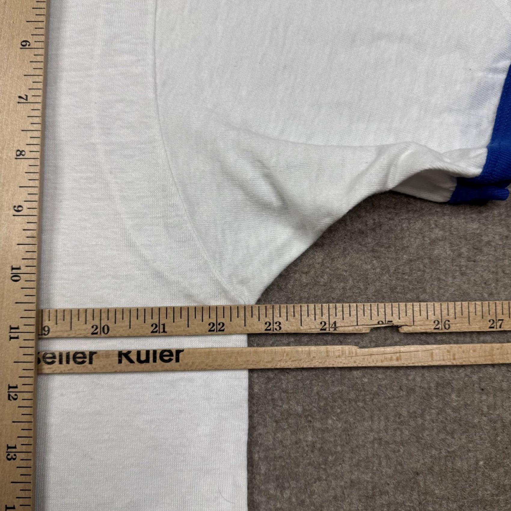 Hanes VINTAGE Hanes LA Dodgers Ringer T Shirt XL White Baseball Tee 1983 90s Disney Mickey Mouse Logo Men X L White 80s 90s Shirt Mens Size US XL / EU 56 / 4 - 6 Thumbnail