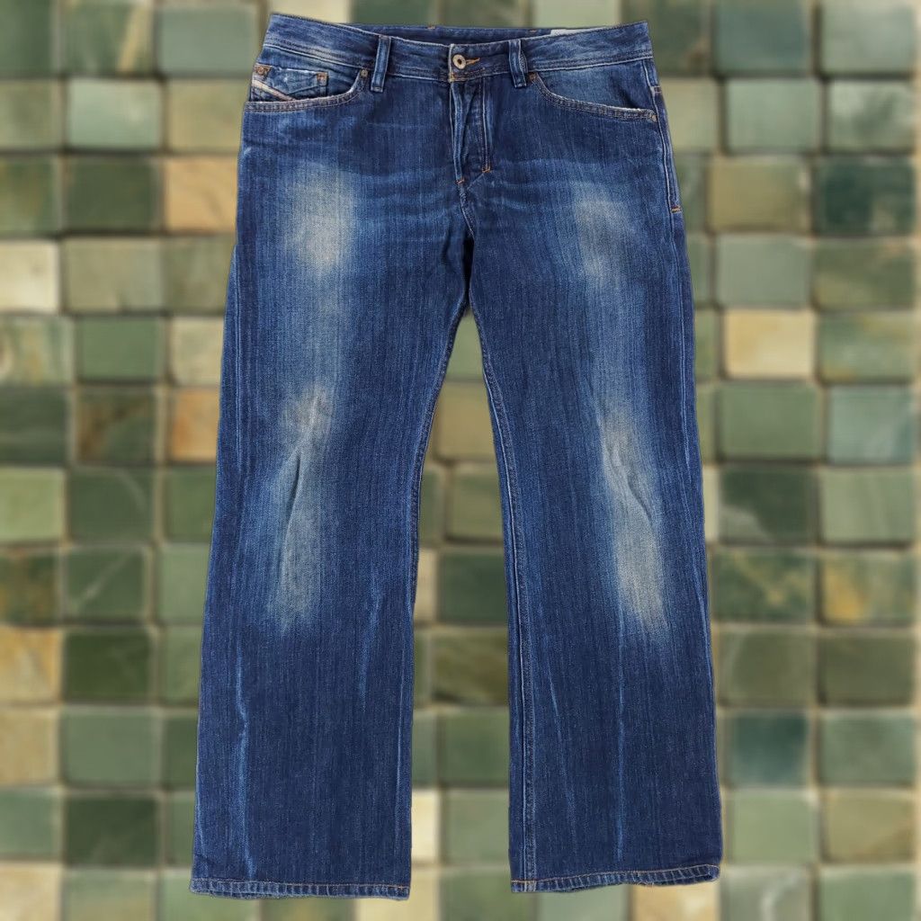 Diesel Diesel Jeans Mens 35 Bootcut Blue 30 Inseam 31 x 30 Zaghor Regular Adult Mens Dark Blue Jeans 35 x 30 Size US 35 - 1 Thumbnail