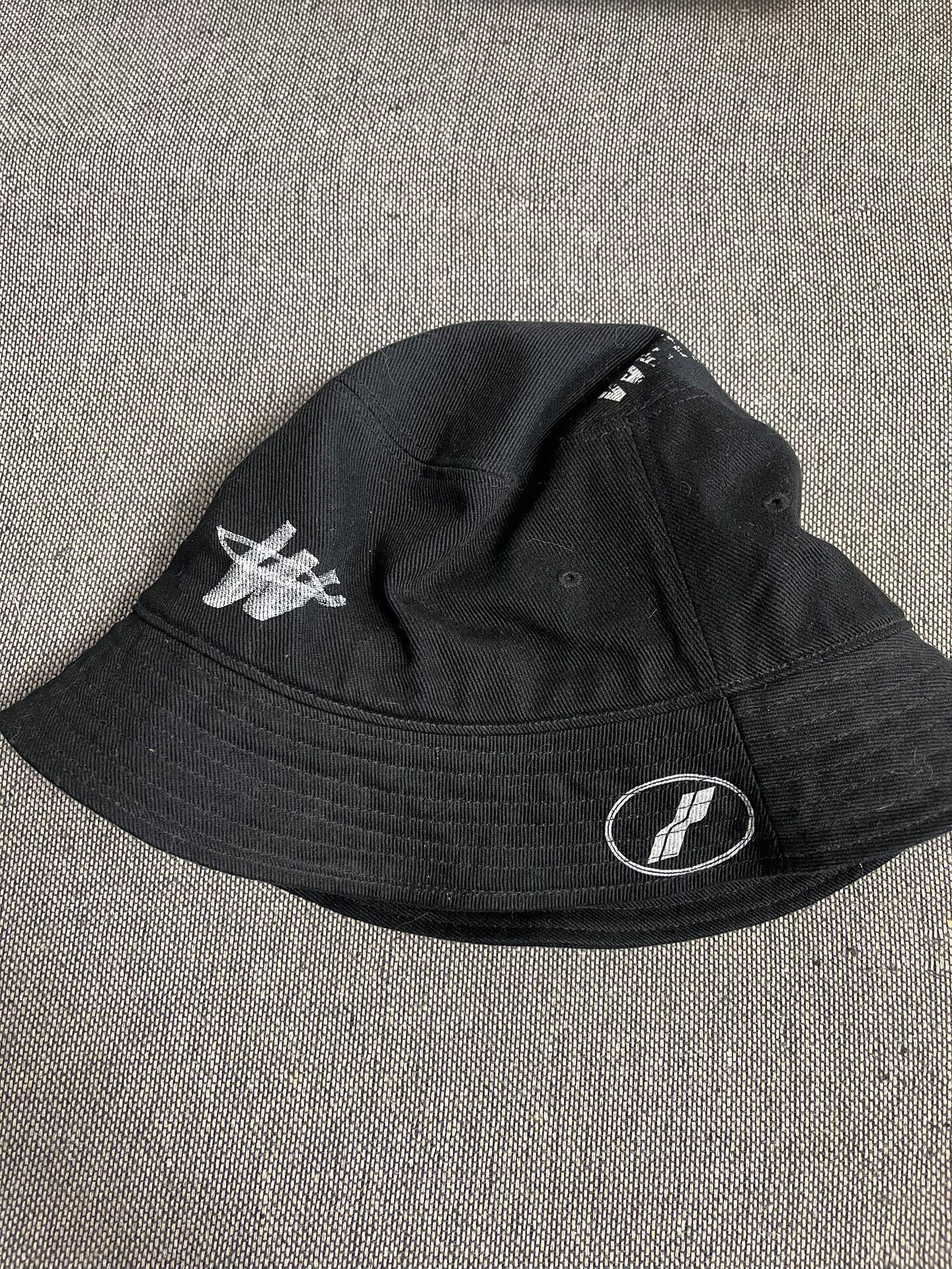 WE11DONE WE11DONE Bucket Hat Size ONE SIZE - 1 Thumbnail