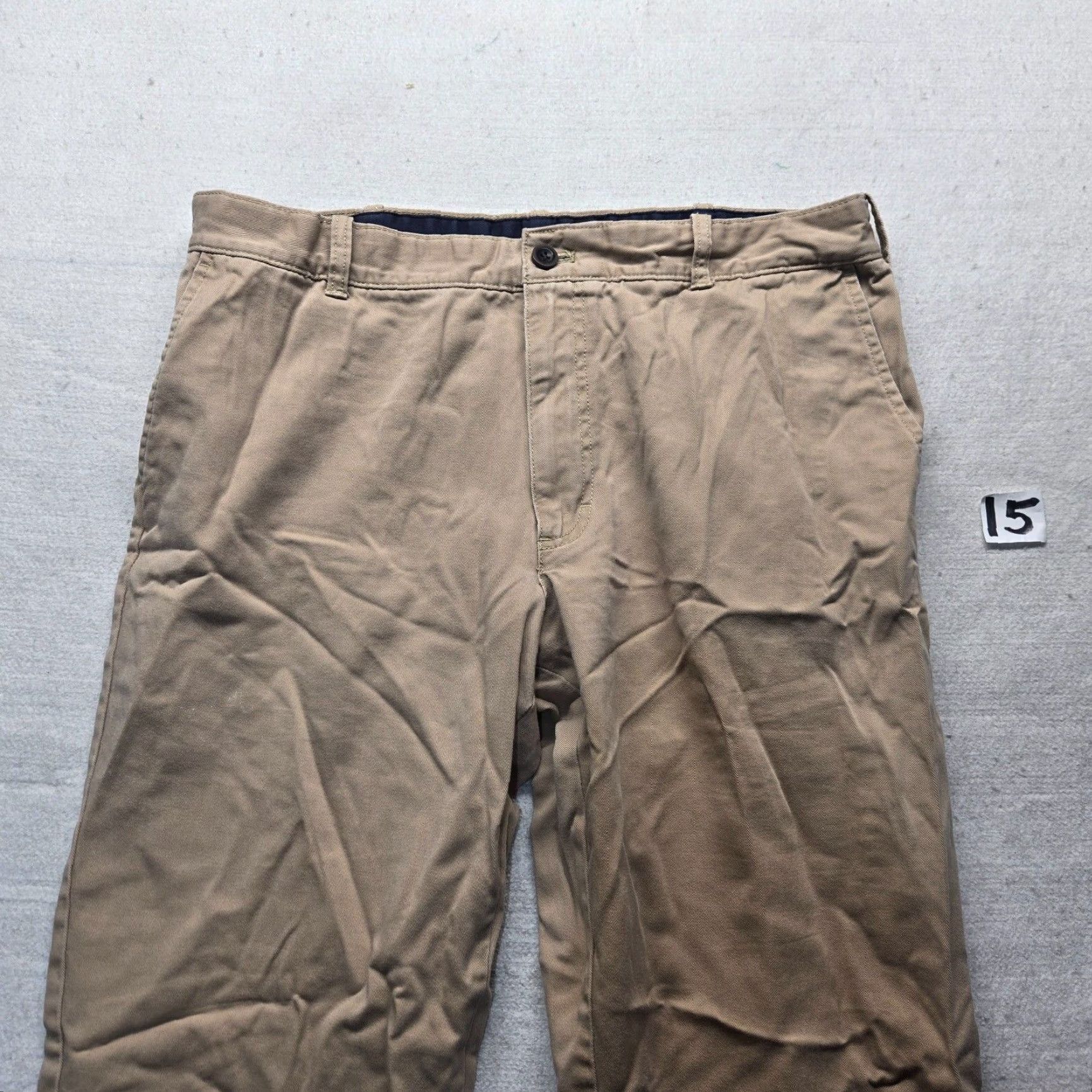 Izod IZOD Saltwater Stretch Chino Pants Beige Slim Fit Flat Front Men 36 Regular 30in Pockets Casual 90s City Preppy Mens Size US 36 / EU 52 - 2 Thumbnail
