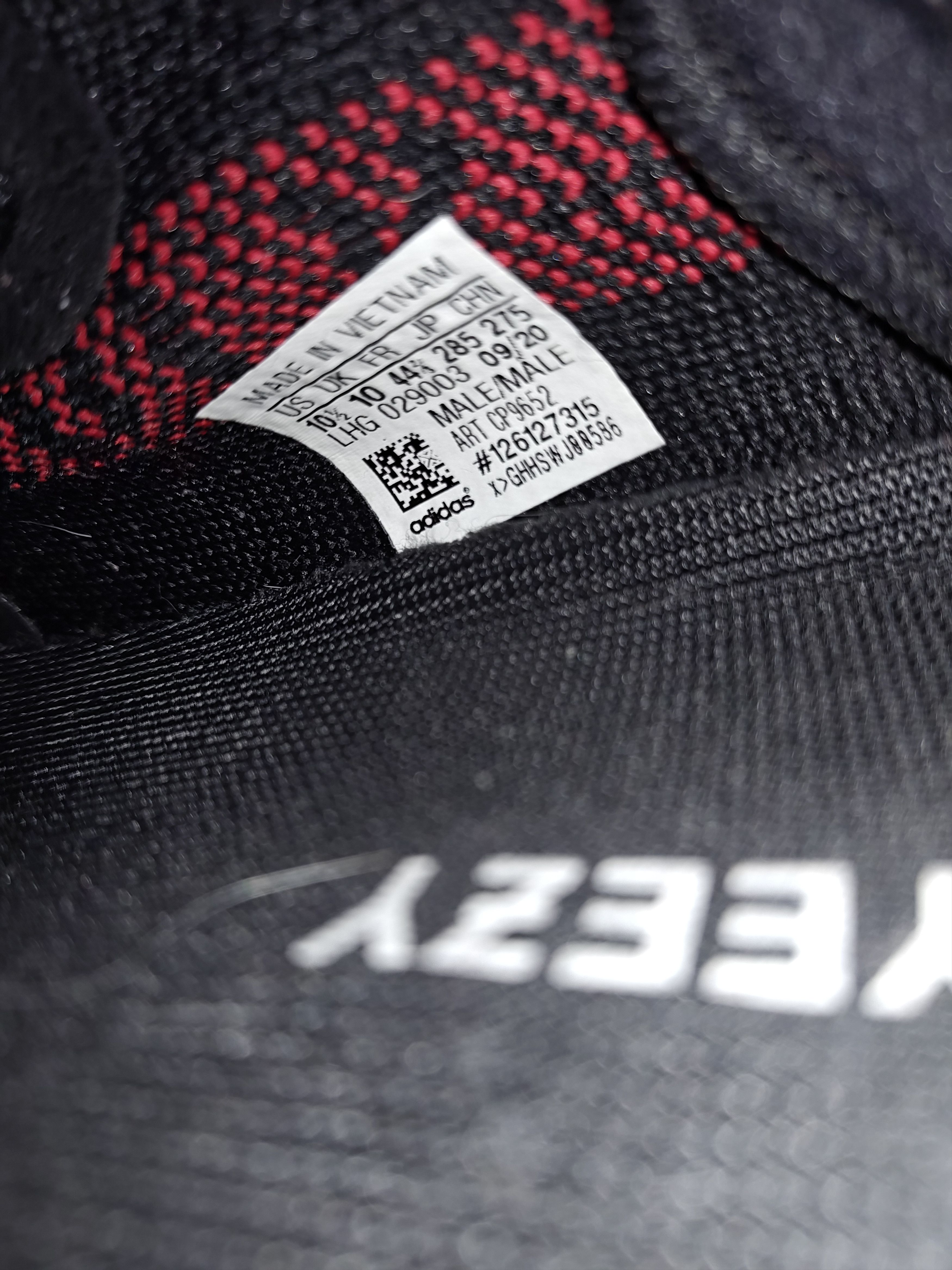 Adidas × Yeezy Adidas Yeezy 350 Boost V2 Bred Size US 10.5 / EU 43-44 - 7 Thumbnail