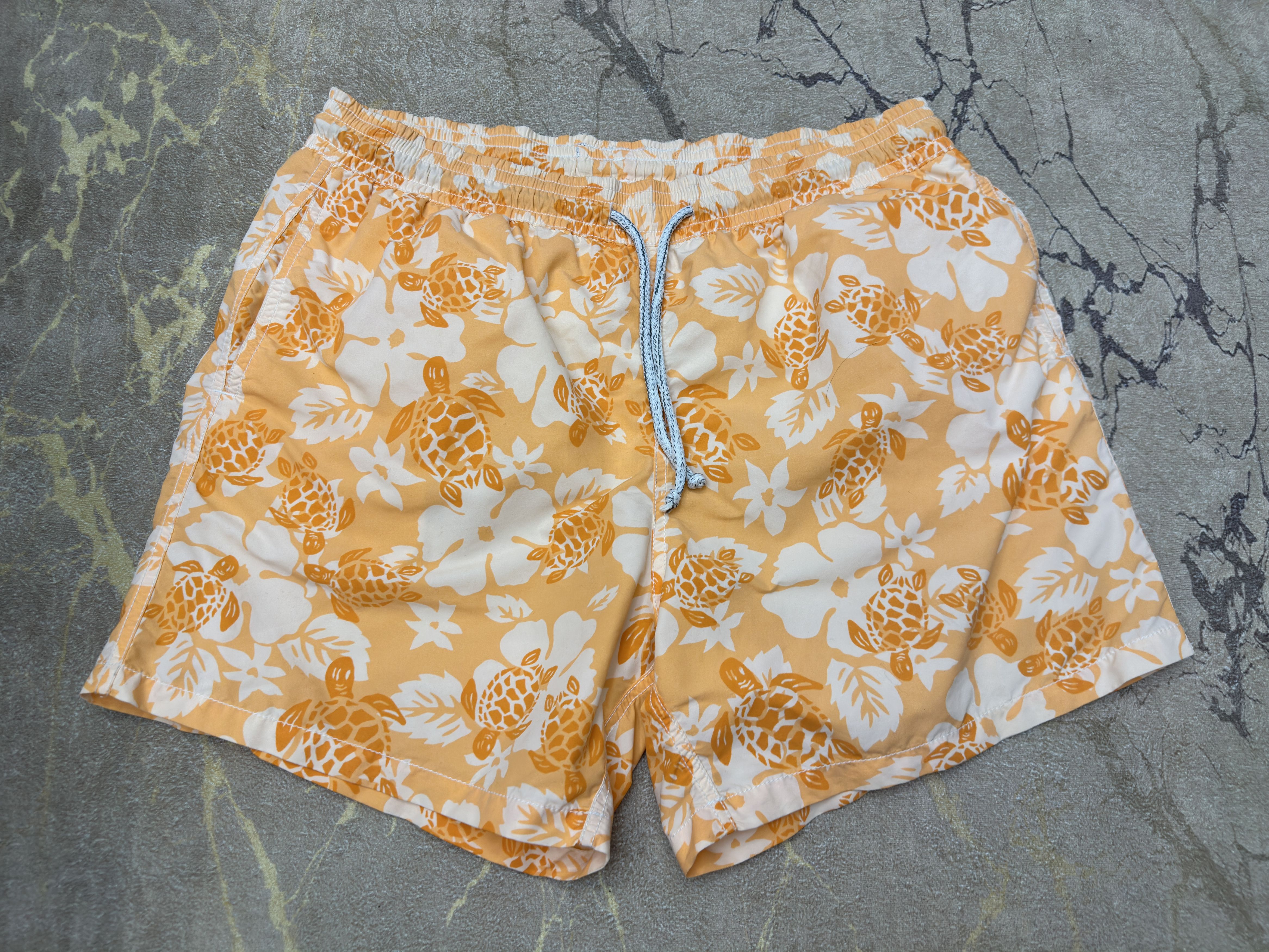 Vilebrequin Vilebrequin Turtle Beach Shorts Trunks Bath Suit Size 2XL Size US 42 / EU 58 - 2 Thumbnail