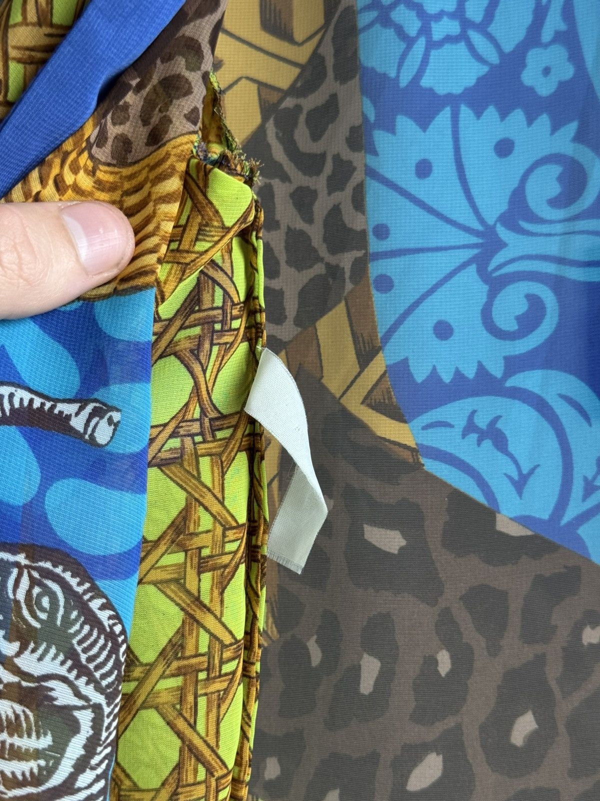Christian Dior Monsieur 🔥Rare🔥 Vintage Christian Dior 90’s jungle print silk shirt Size US M / EU 48-50 / 2 - 11 Thumbnail