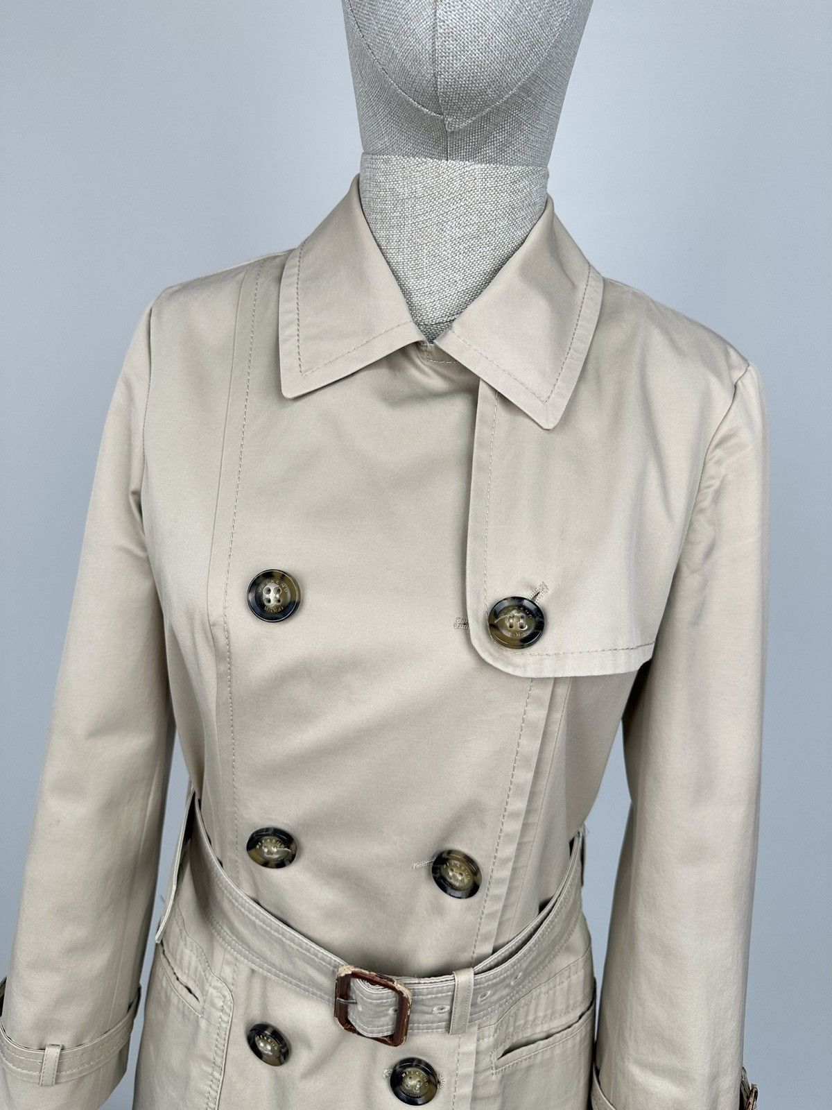 Weekend Max Mara Weekend Max Mara Double-Breasted Beige Trench Coat size 42 Size M / US 6-8 / IT 42-44 - 9 Thumbnail