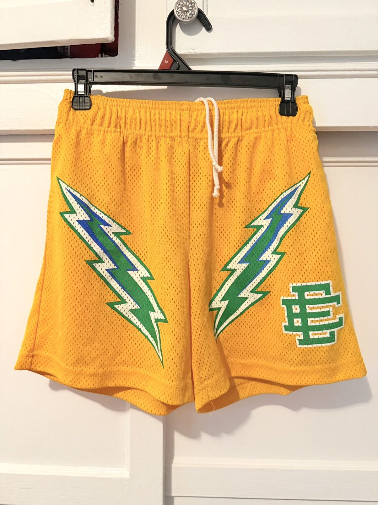 Eric Emanuel Eric Emanuel Yellow Bolt Shorts Size US 30 / EU 46 - 1 Thumbnail