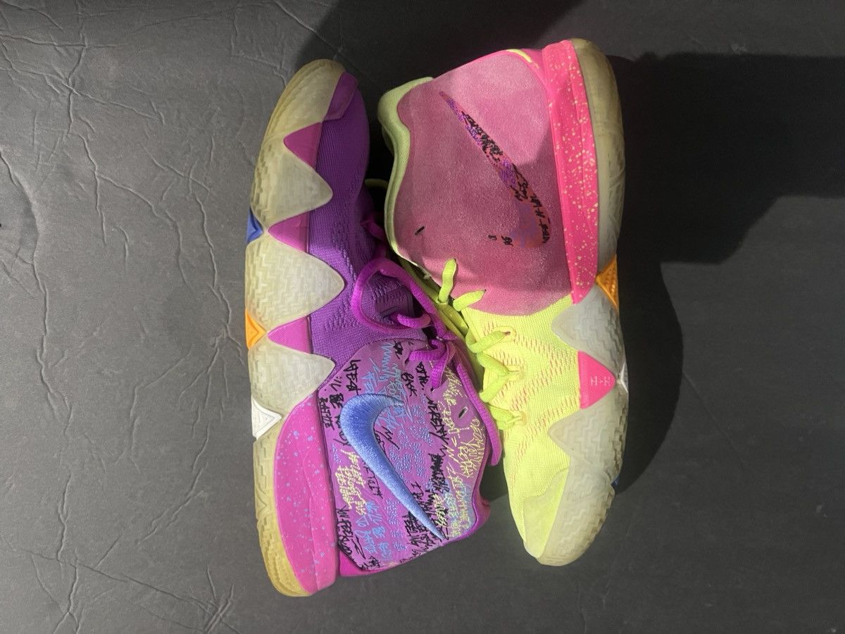 Nike Kyrie Size US 7 / EU 40 - 3 Thumbnail