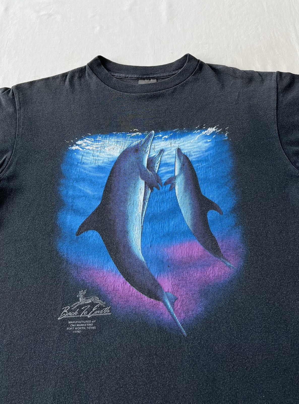 Vintage Vintage 1992 3D Emblem Dolphins Back to Earth Black T-shirt Size US M / EU 48-50 / 2 - 5 Thumbnail