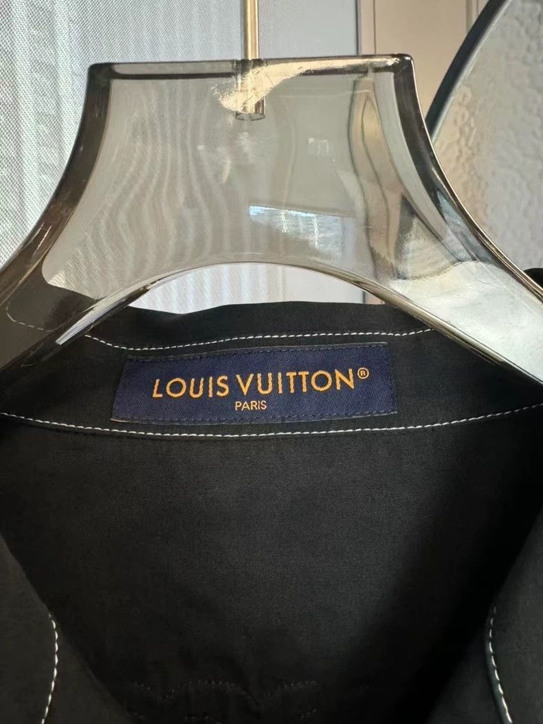 Louis Vuitton Louis Vuitton Dice short sleeve shirt Size US L / EU 52-54 / 3 - 3 Thumbnail