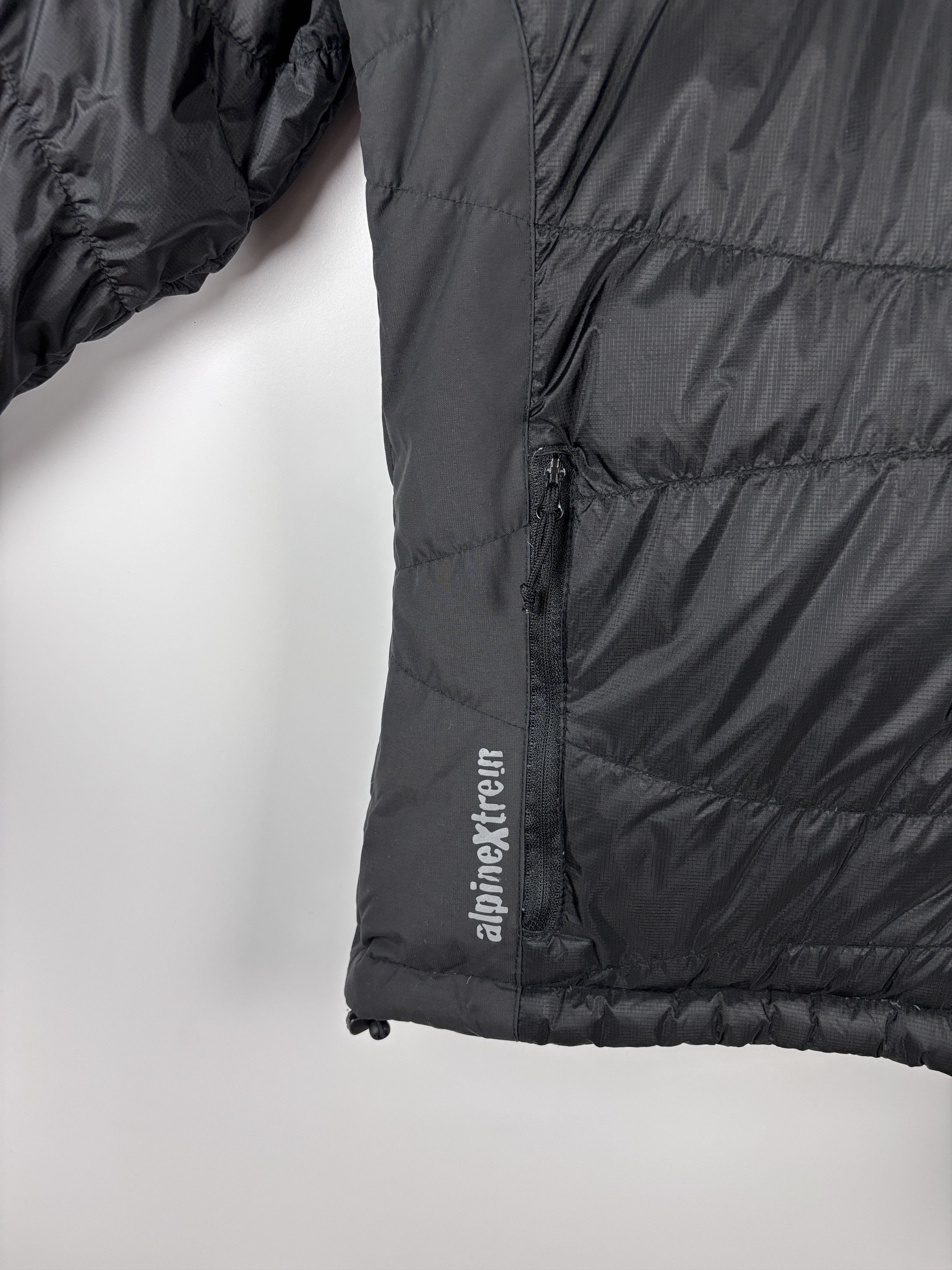 SALEWA Vintage Salewa Alpine Extreme Down Puffer Jacket Black M Size US M / EU 48-50 / 2 - 5 Thumbnail