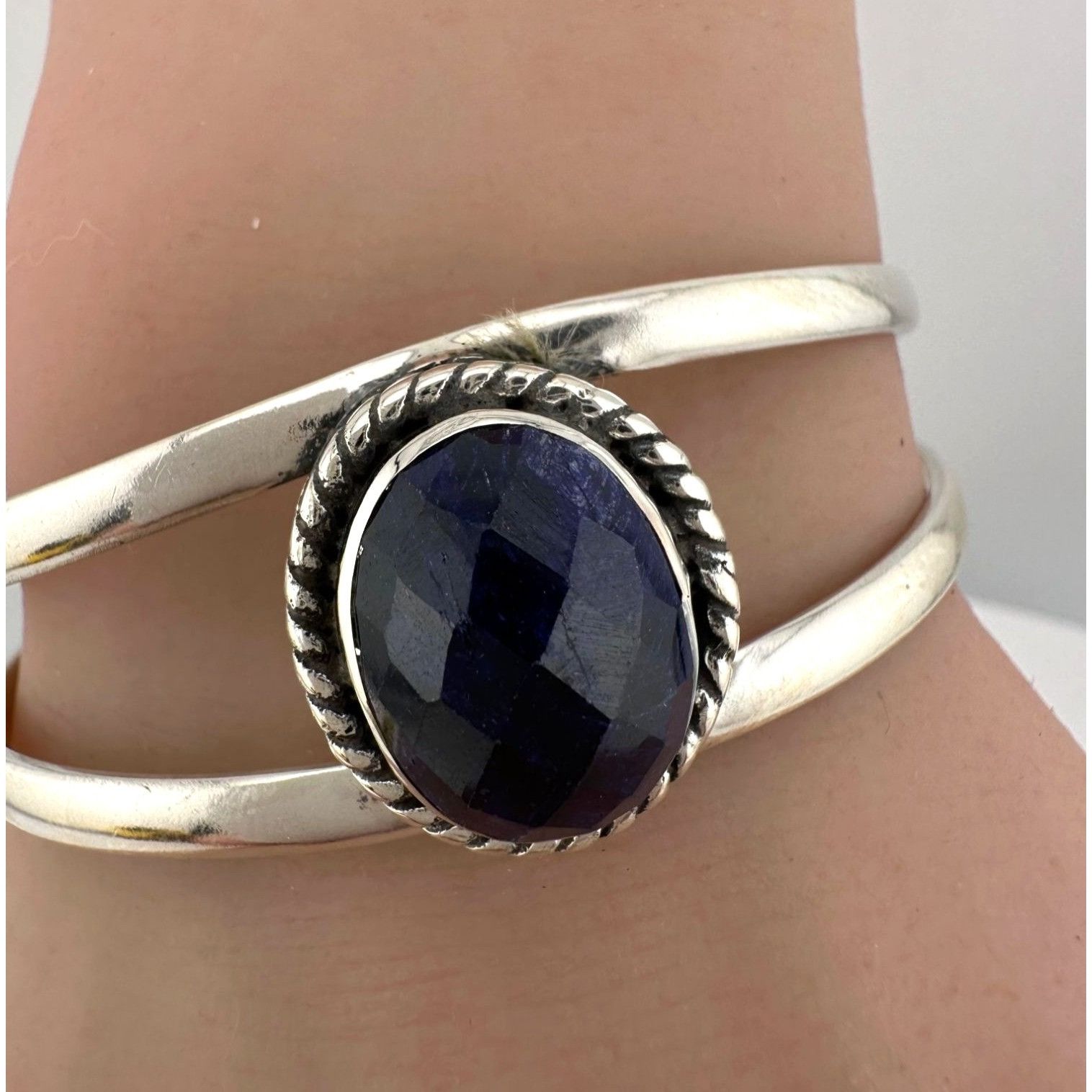 Other 12 Carat Cabochon Sapphire Cuff / Bangle Bracelet Size ONE SIZE - 7 Thumbnail