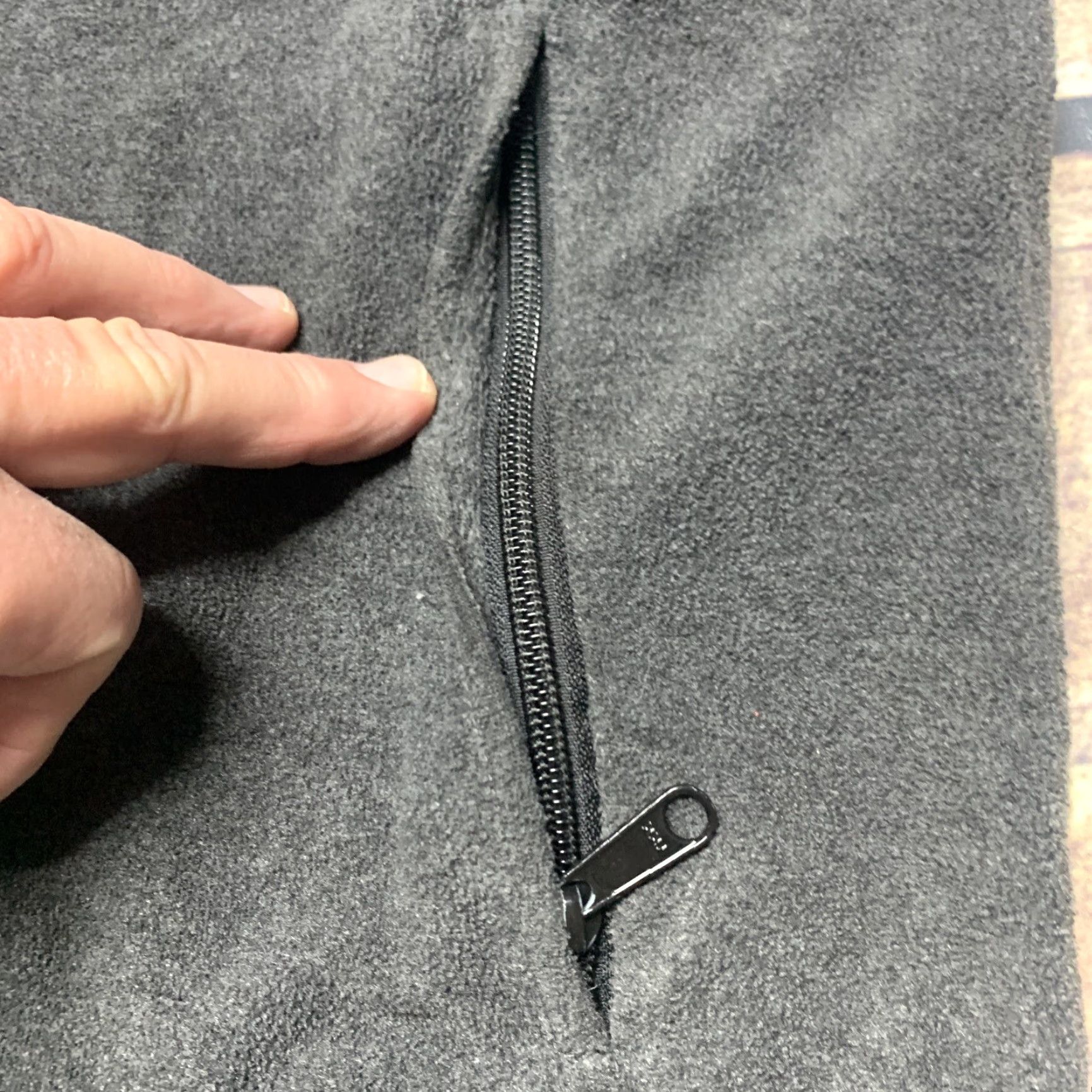 Vintage Columbia Fleece Mens Jacket Gray Large Zip Up Long Sleeve Athletic Drawstring Mens Jacket Size US L / EU 52-54 / 3 - 6 Thumbnail