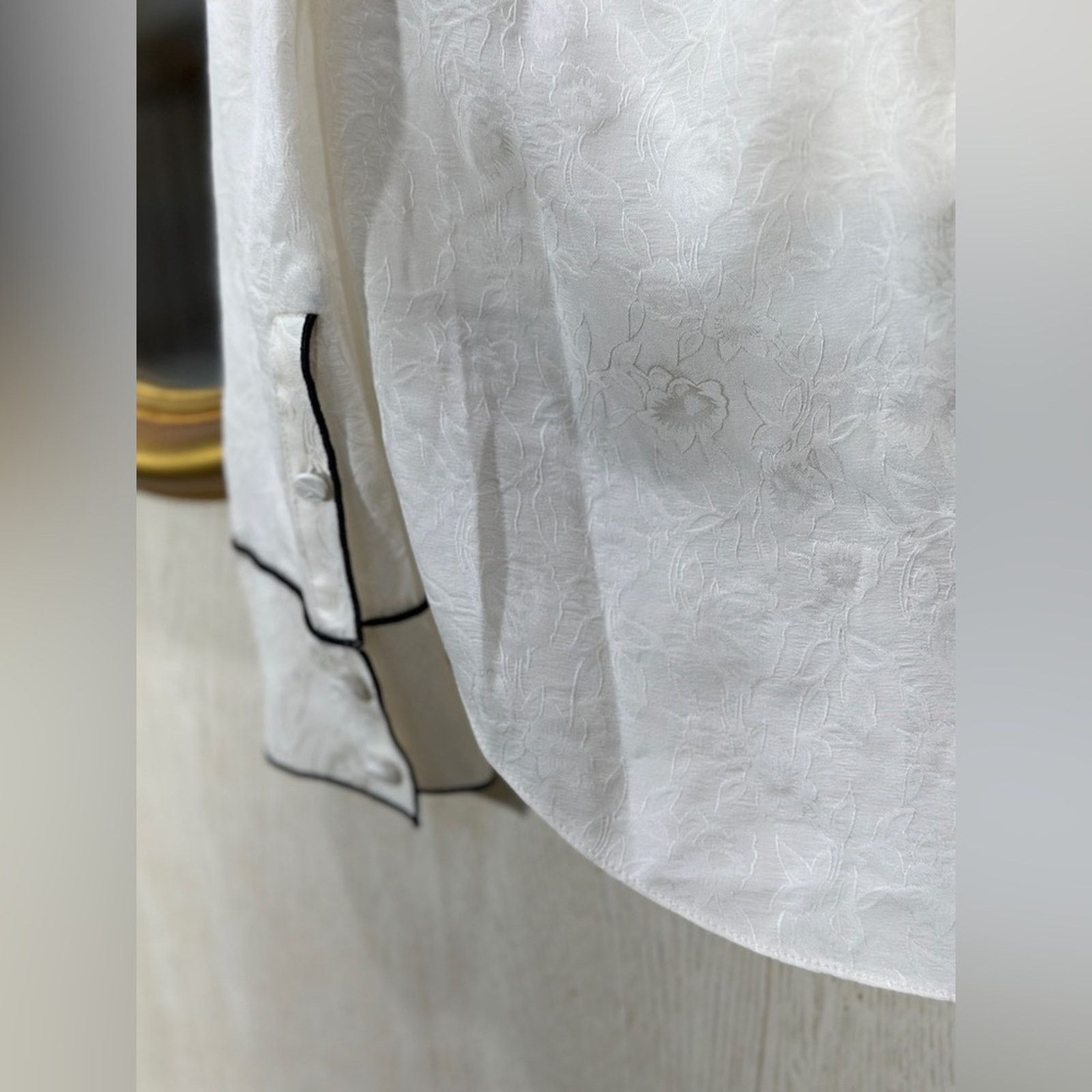 Veronica Beard Veronica Beard Worth Blouse in Off White | 100% Silk | NWT Size XS / US 0-2 / IT 36-38 - 9 Thumbnail