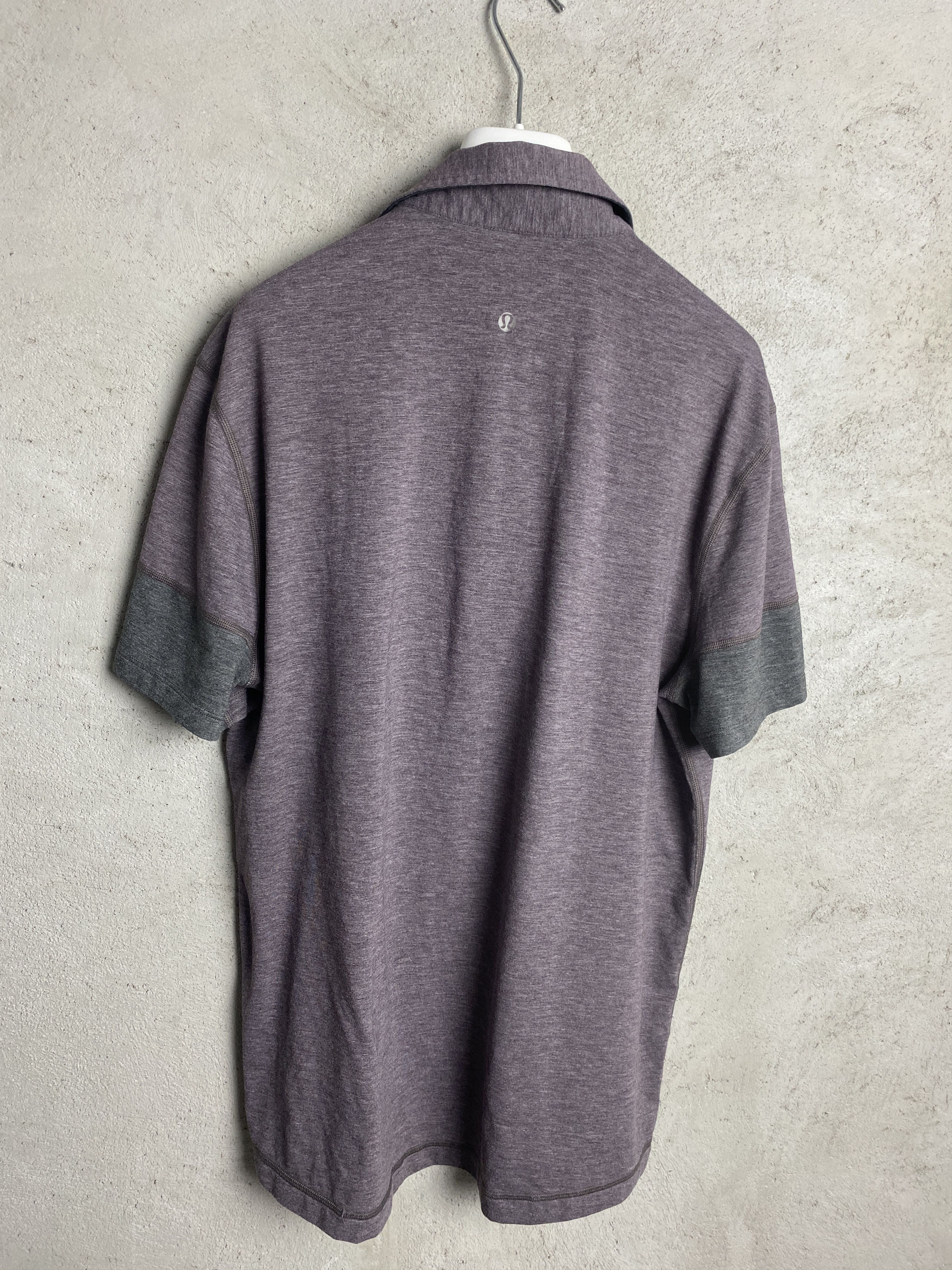 Lululemon Lululemon polo t-shirt tee sport gym pilates Size US L / EU 52-54 / 3 - 1 Thumbnail