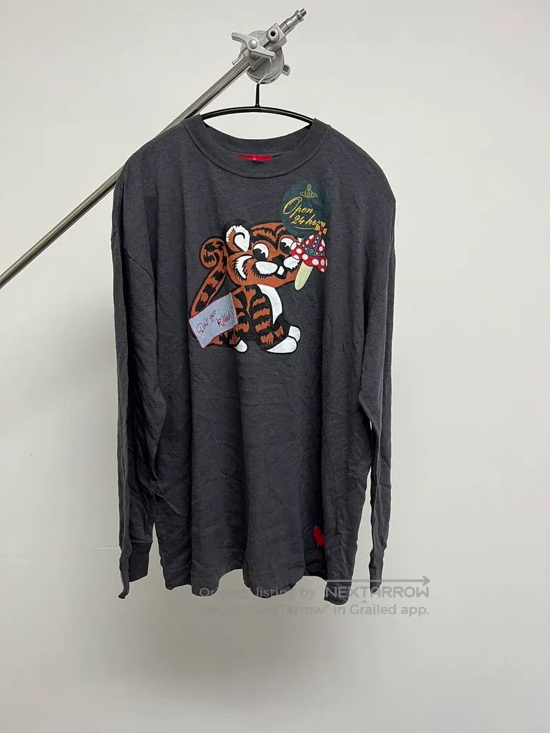 Vivienne Westwood Vivienne Westwood Tiger Print Long Sleeve Shirt Size M / US 6-8 / IT 42-44 - 1 Thumbnail