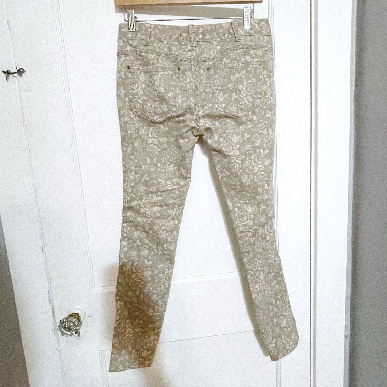 Free People Free People Womens Beige Floral Skinny Jeans Size 27 Size 27" / US 4 / IT 40 - 3 Thumbnail