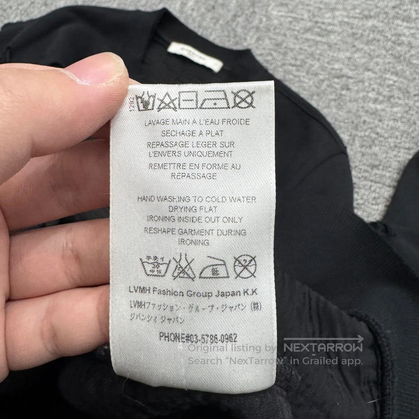 Givenchy Givenchy A hoodie with a hole that gives it an aged look| Size US S / EU 44-46 / 1 - 5 Thumbnail