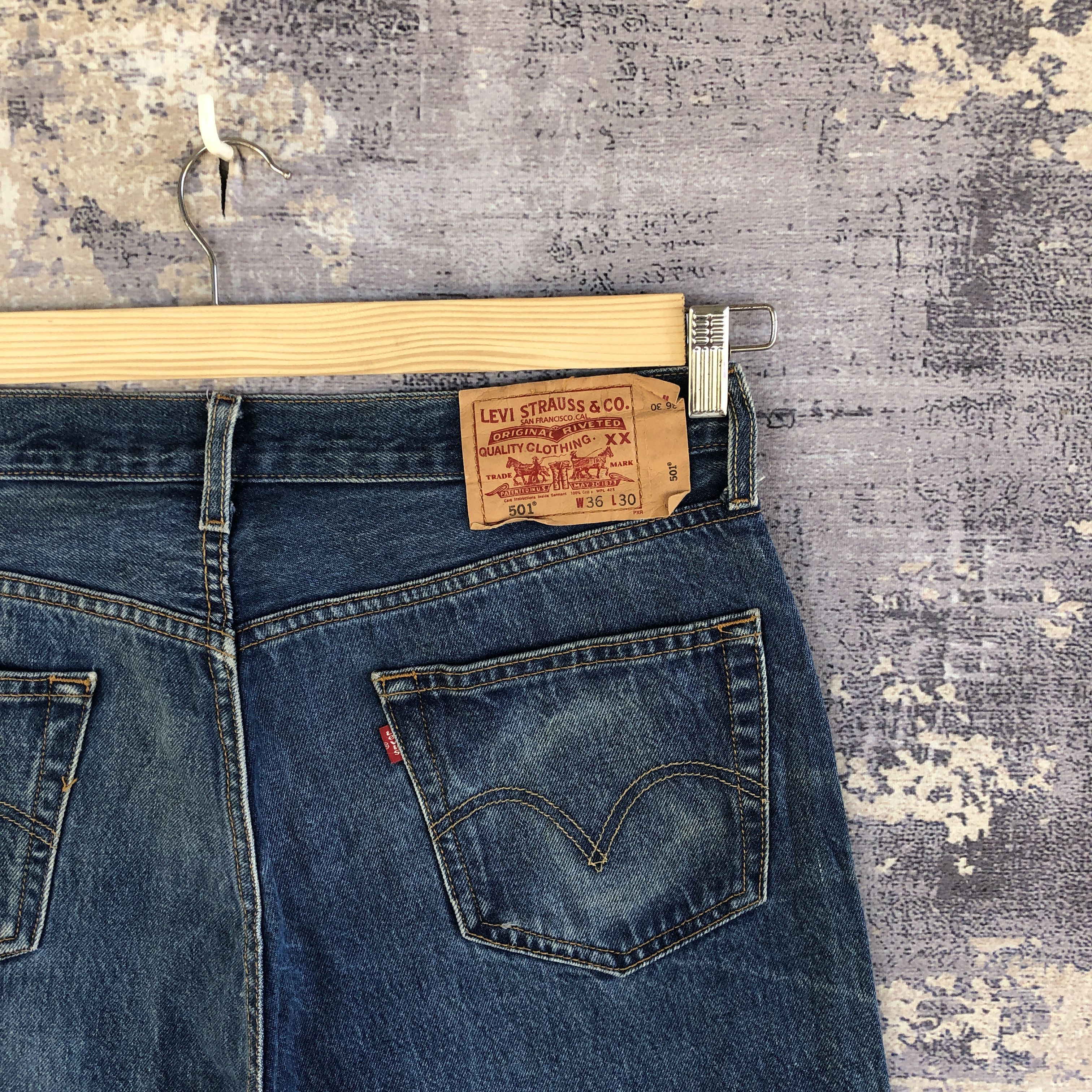 Levi's Vintage Levis 501 Faded Jeans Levi's Indigo Wash Denim Size US 34 / EU 50 - 5 Thumbnail