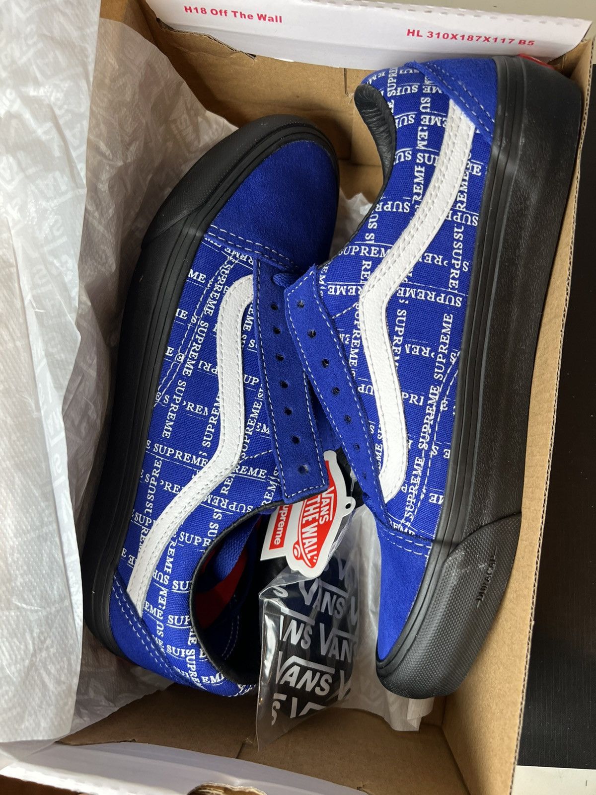 Supreme × Vans Old Skool Pro US 7 Brand New Size US 7 / EU 40 - 7 Thumbnail