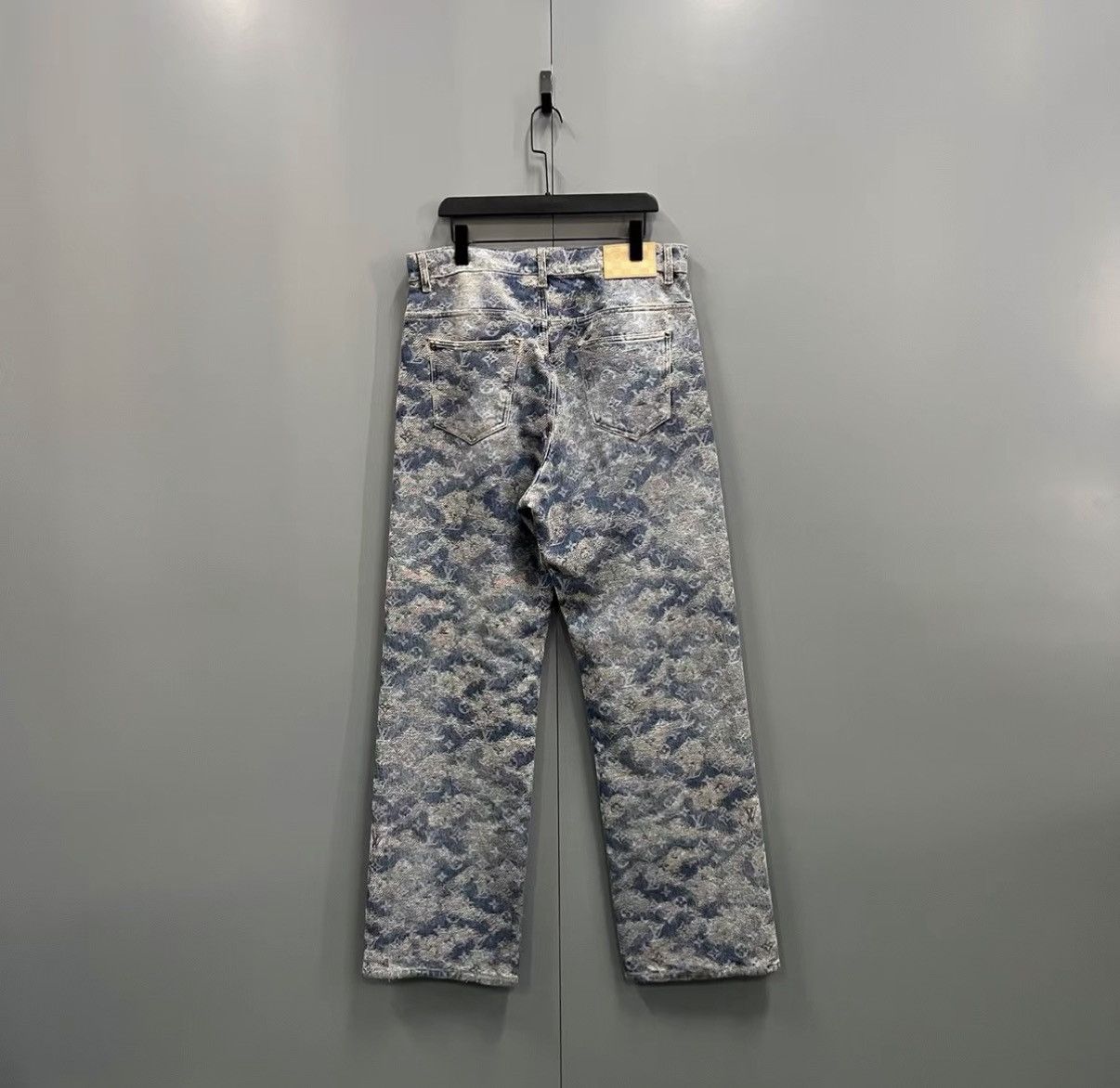 Louis Vuitton Louis Vuitton 26 Mixed-color Straight-leg Pants J41 Size US 32 / EU 48 - 2 Thumbnail