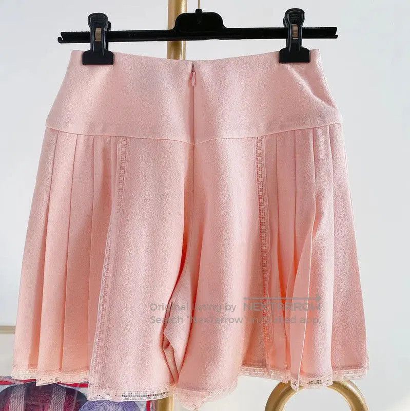 Chanel Chanel Pink Silk A-Line Skirt for Summer . Size 22" - 3 Thumbnail