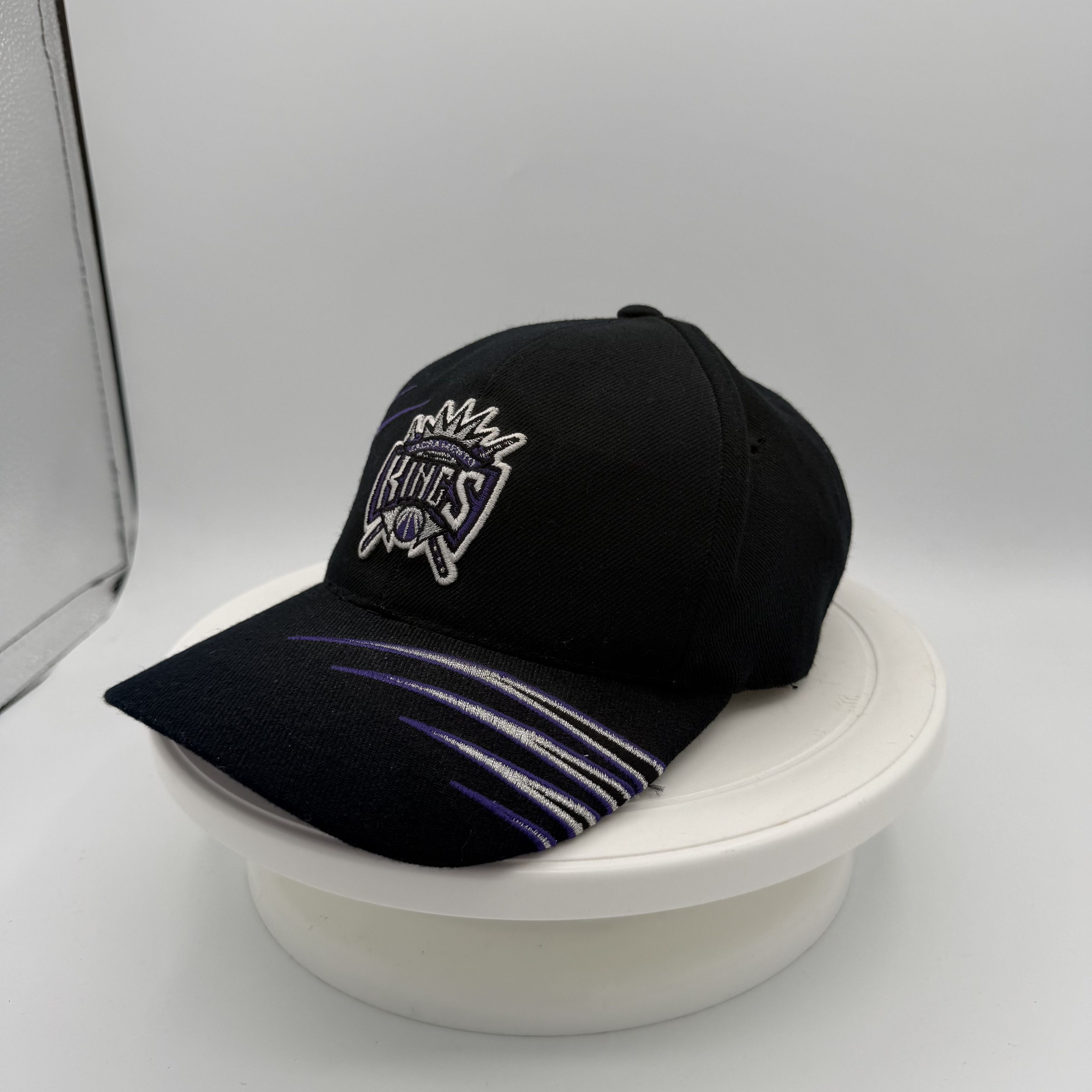 The Unbranded Brand Annco Vintage Sacramento Kings Snapback Cap 90s Size ONE SIZE - 2 Thumbnail