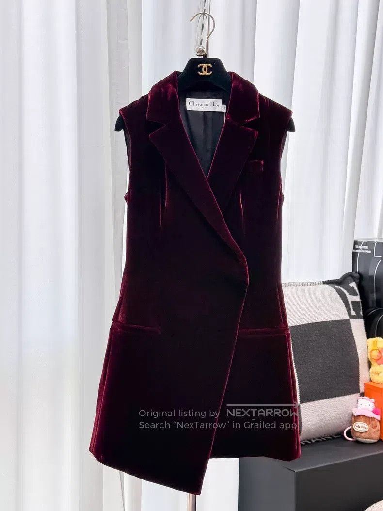 Dior Dior Velvet lapel sleeveless long vest Size XXS / US 00 / IT 34 - 1 Thumbnail