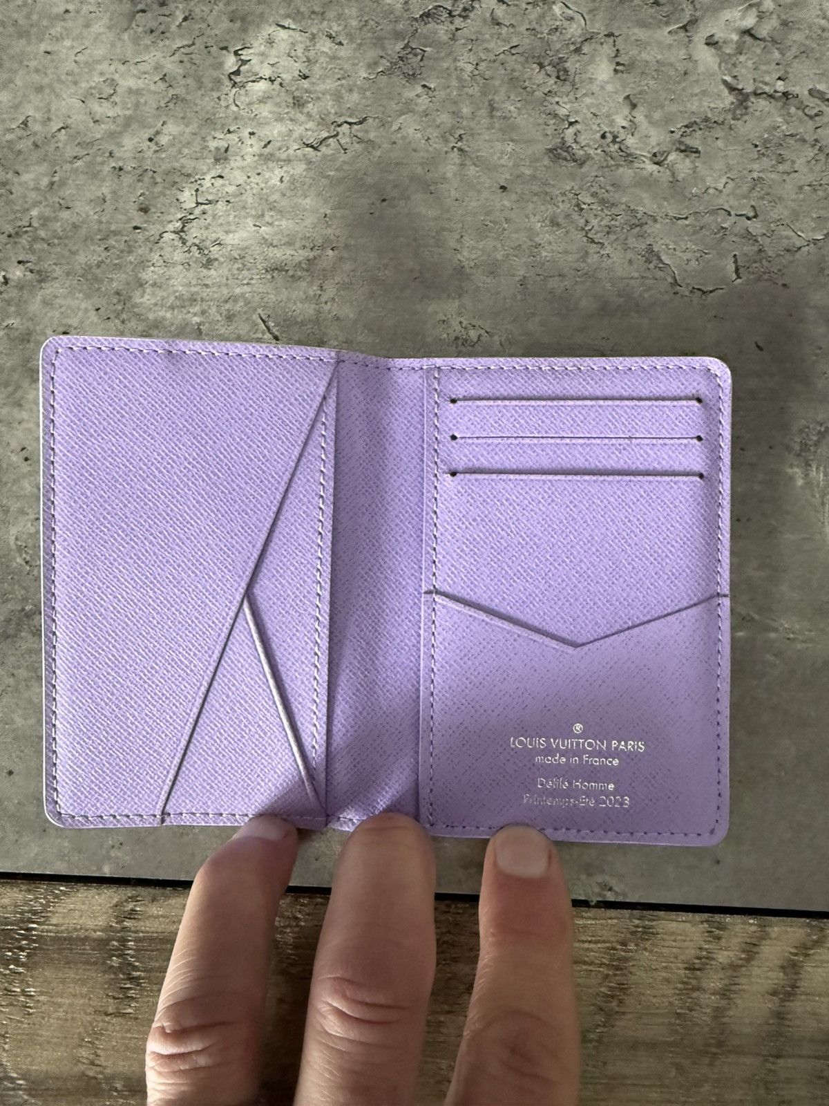 Louis Vuitton Louis Vuitton Comic pocket organizer RARE Size ONE SIZE - 3 Thumbnail