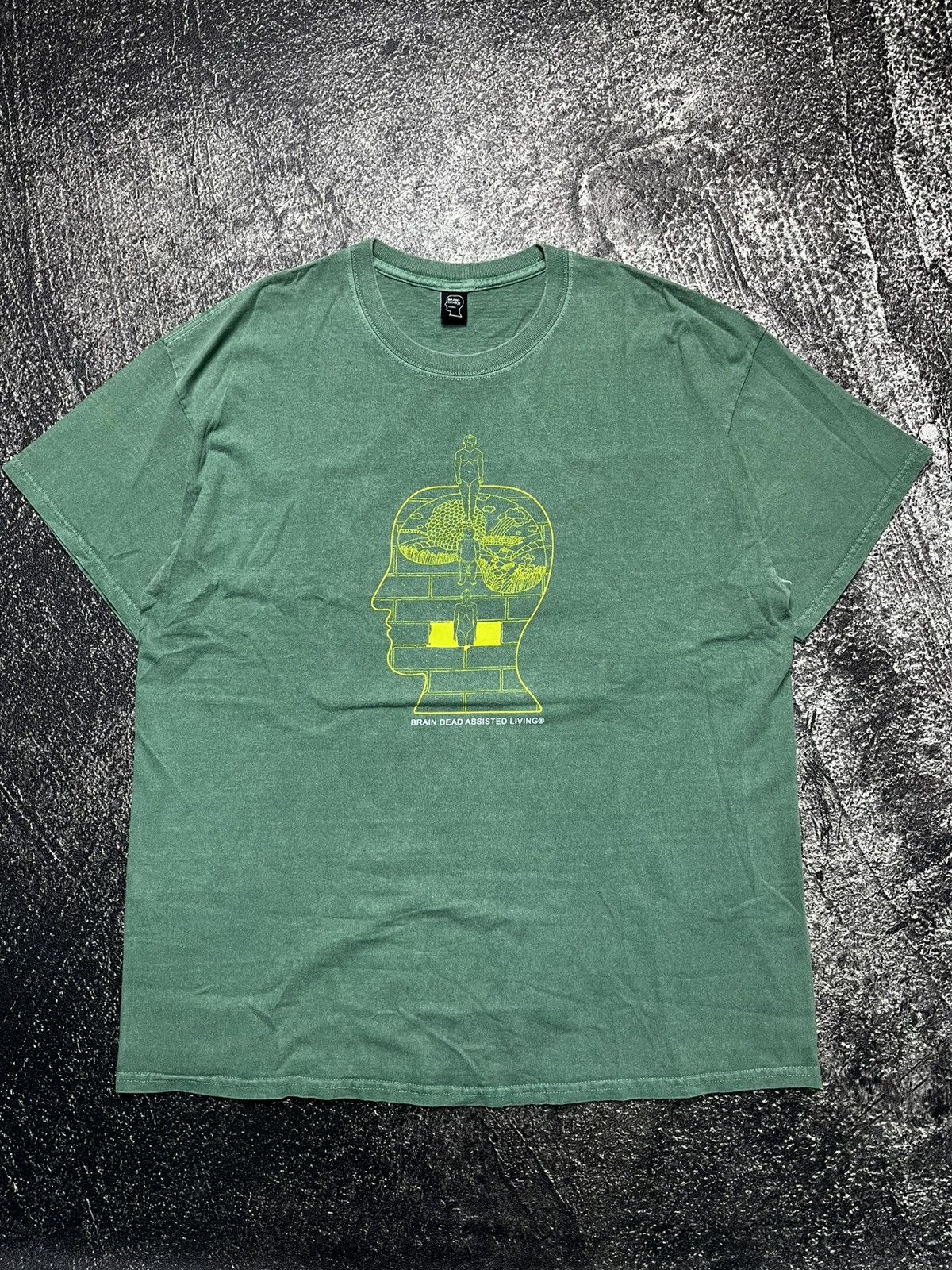 Brain Dead Brain Dead Assisted Living Big Logo T-Shirts Size US XXL / EU 58 / 5 - 2 Thumbnail