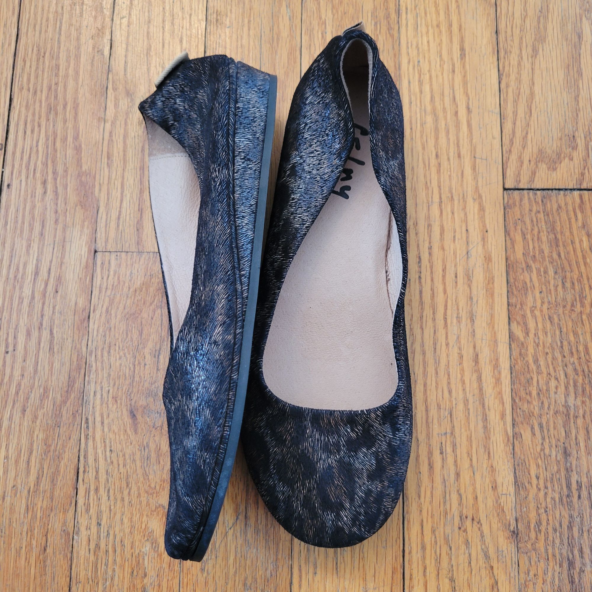 Vintage FS NY 8 Italy Animal Leopard Print Flats Shoes Wedge Black G Size US 8 / IT 38 - 1 Thumbnail
