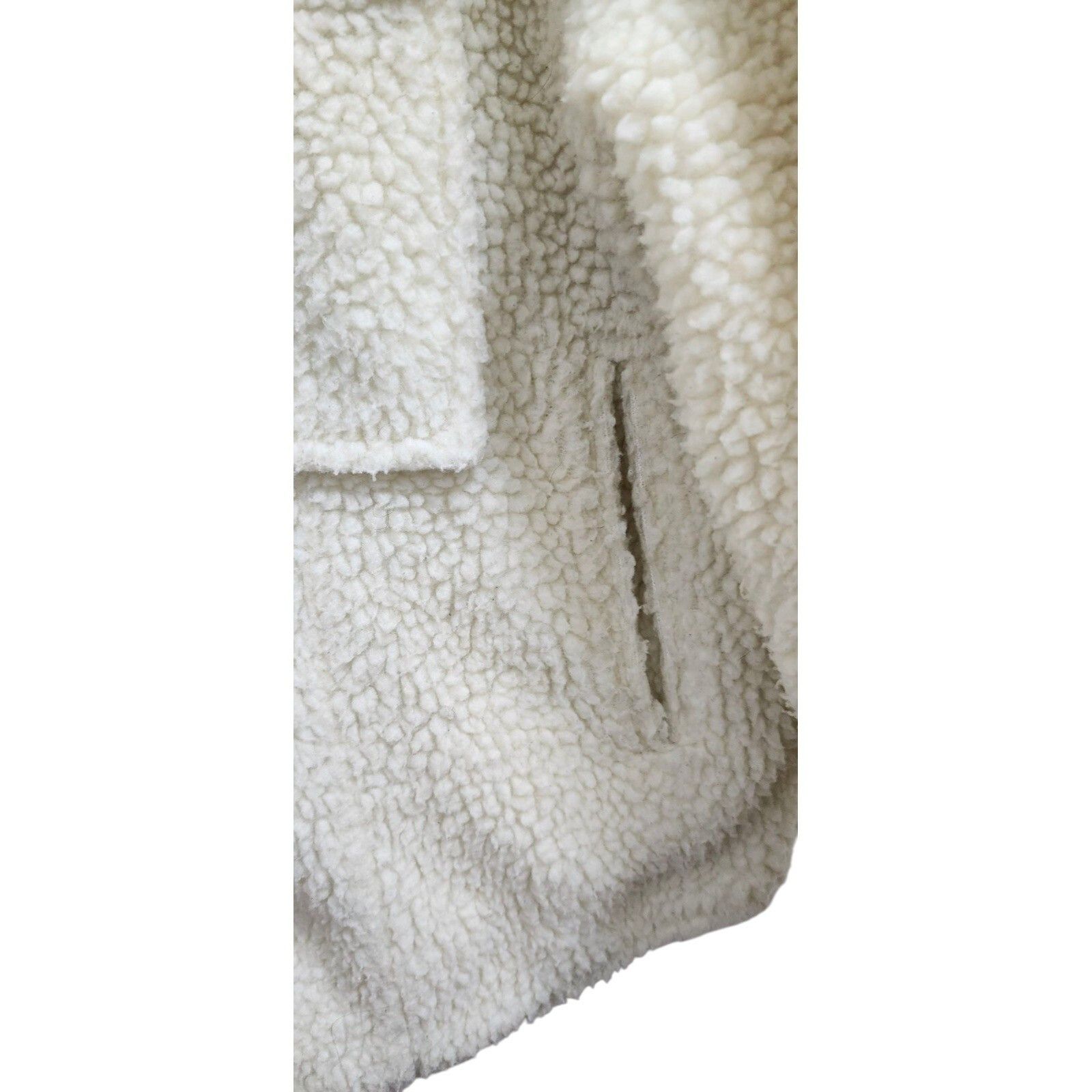 Guizio Danielle Guizio OVERSIZED SHERPA BUTTON-UP JACKET CREAM Size S / US 4 / IT 40 - 5 Thumbnail