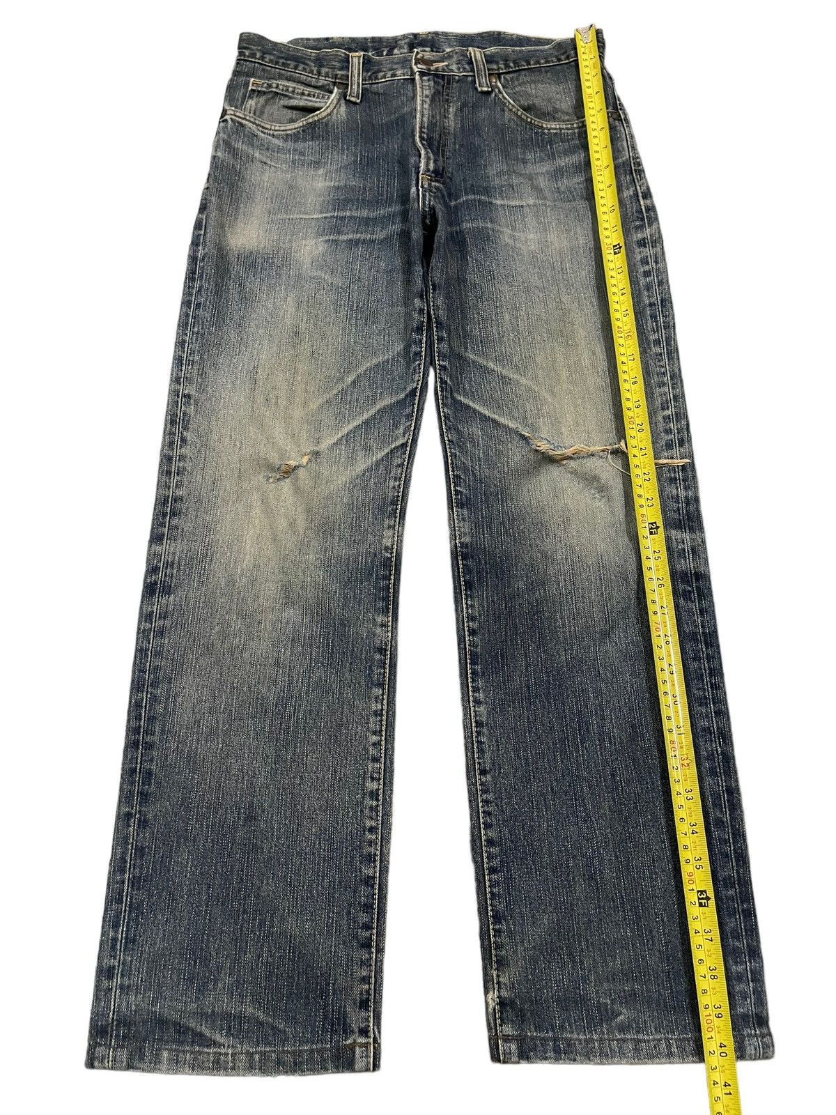 Wrangler Vintage 90s Wrangler Blue Wash Distress Style Baggy Jeans Size US 32 / EU 48 - 9 Thumbnail