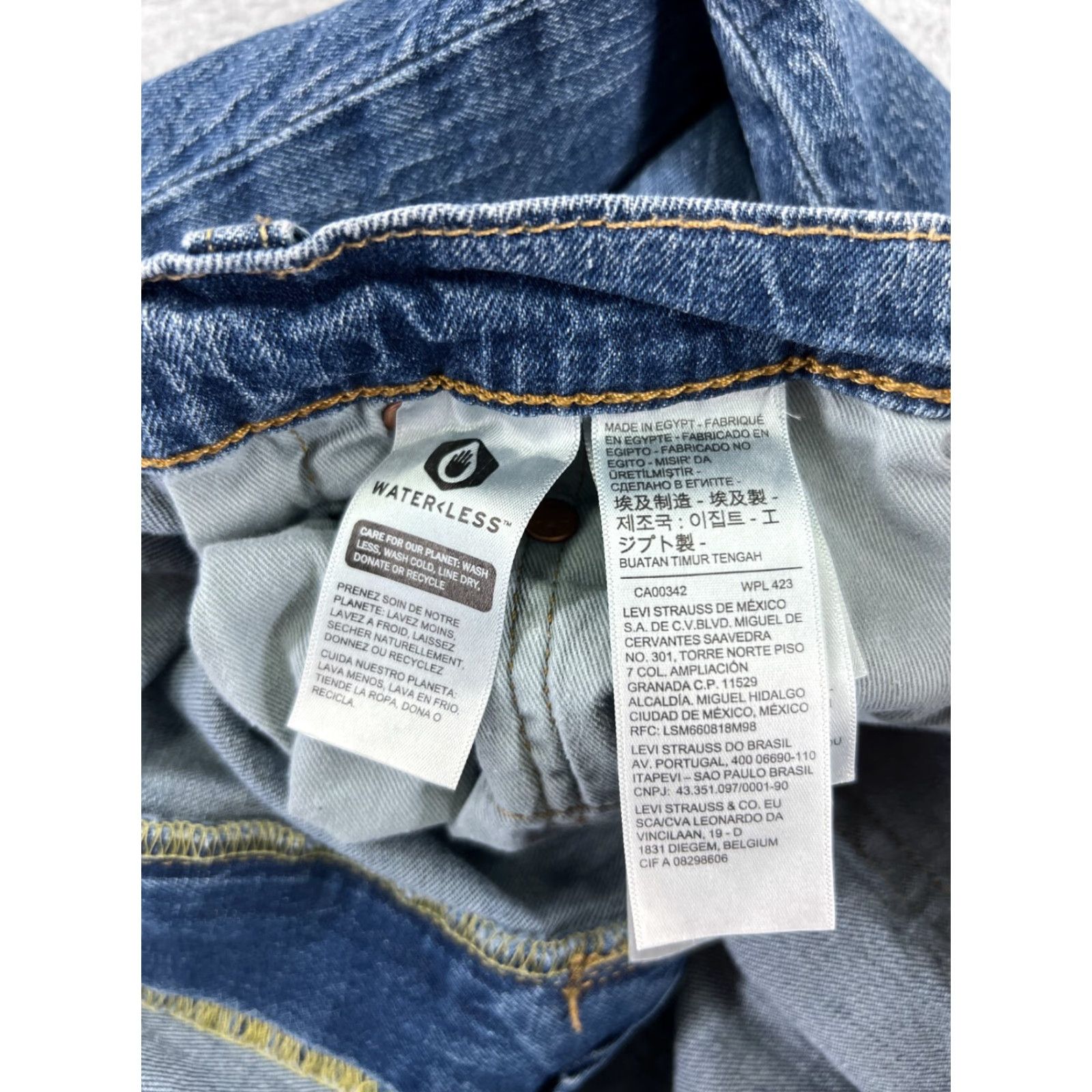 Levi's Levis Jeans Mens 40x32 Slim Straight Blue Denim 5-Pocket Cotton Blend Medium Wash Levi's 500 Series Vintage: No 511 Slim Fit Size US 40 / EU 56 - 7 Thumbnail