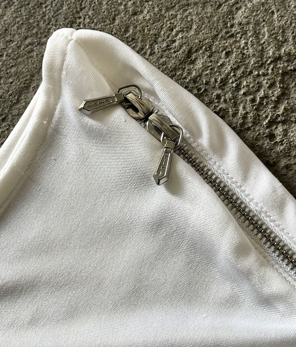 Alexander McQueen Archive Alexander Mcqueen -SS1997 -Zippered Asymmetrical Top Size S / US 4 / IT 40 - 11 Thumbnail