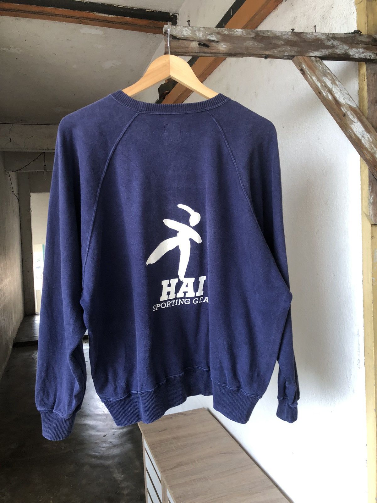 Hai Sporting Gear Vintage Hai Sporting Gear by Issey Miyake Faded Sweatshirt Size US M / EU 48-50 / 2 - 15 Thumbnail