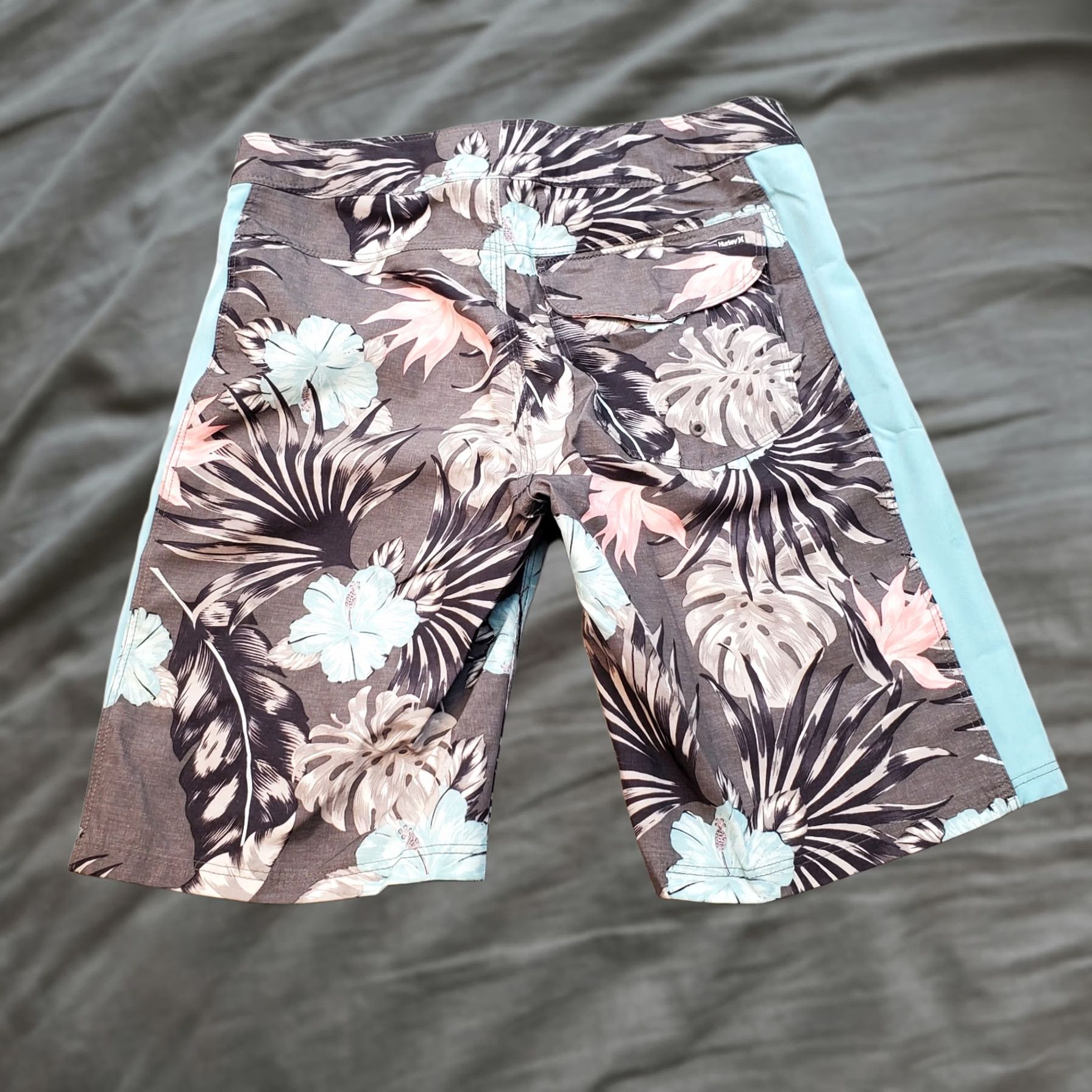Hurley Hurley Mens Bottom 28 Multicolor Floral Regular Drawstring Board Shorts Voluntary: Please note "Bottom" used as a closer category. Size US 28 / EU 44 - 1 Thumbnail