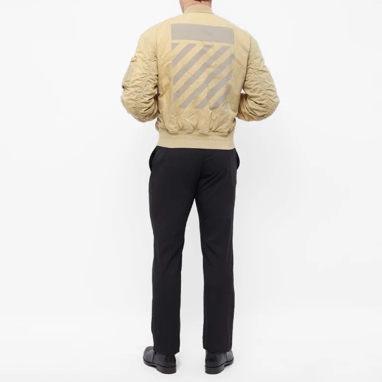 Off-White o1gr1nt1124 Diag Tab Vintage Bomber Jacket in Dark Sand Size US XL / EU 56 / 4 - 4 Thumbnail