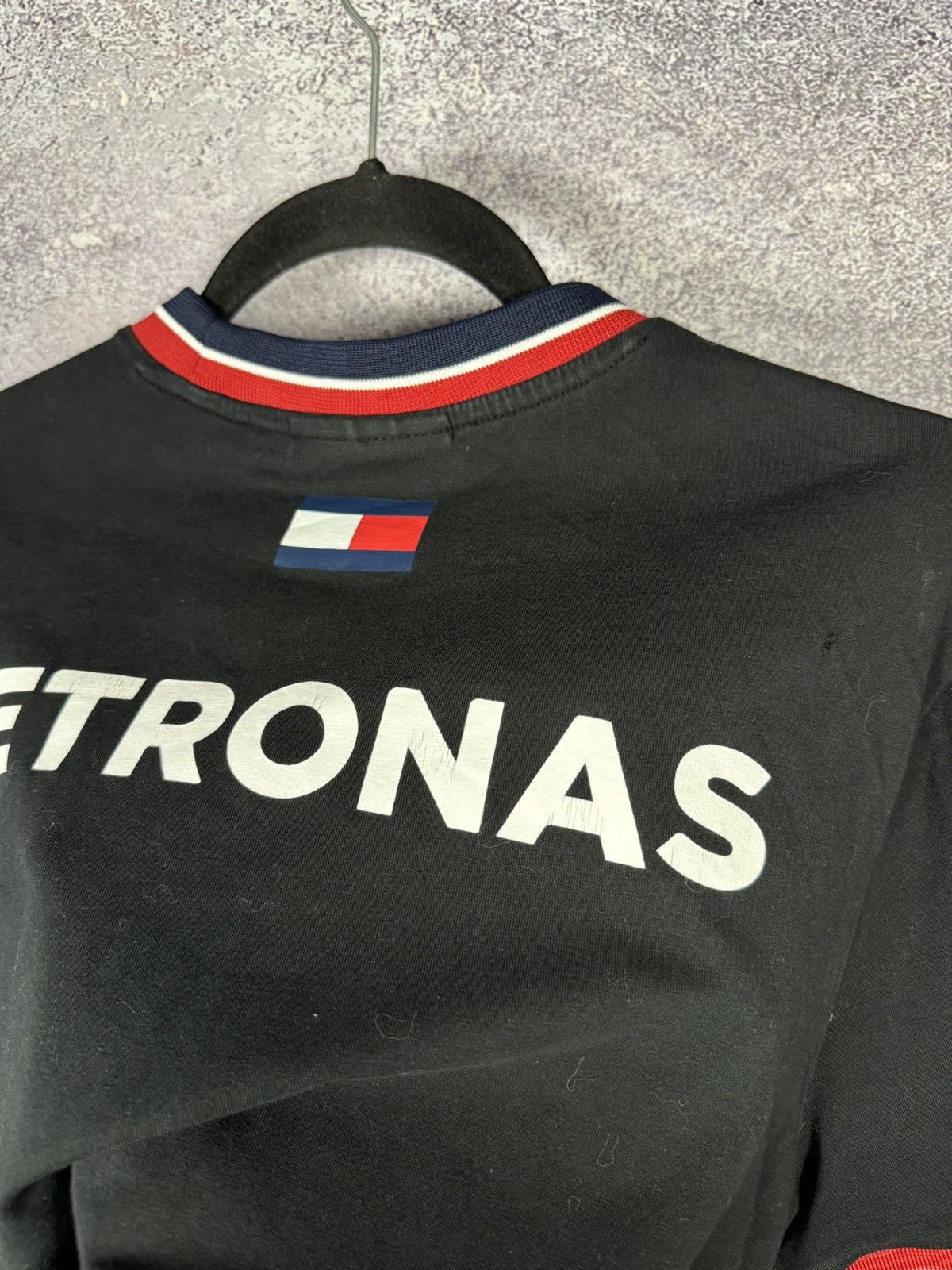 Mercedes-Benz Mercedes-Benz AMG F1 Petronas Team 2022 Formula 1 Jersey Size US M / EU 48-50 / 2 - 13 Thumbnail