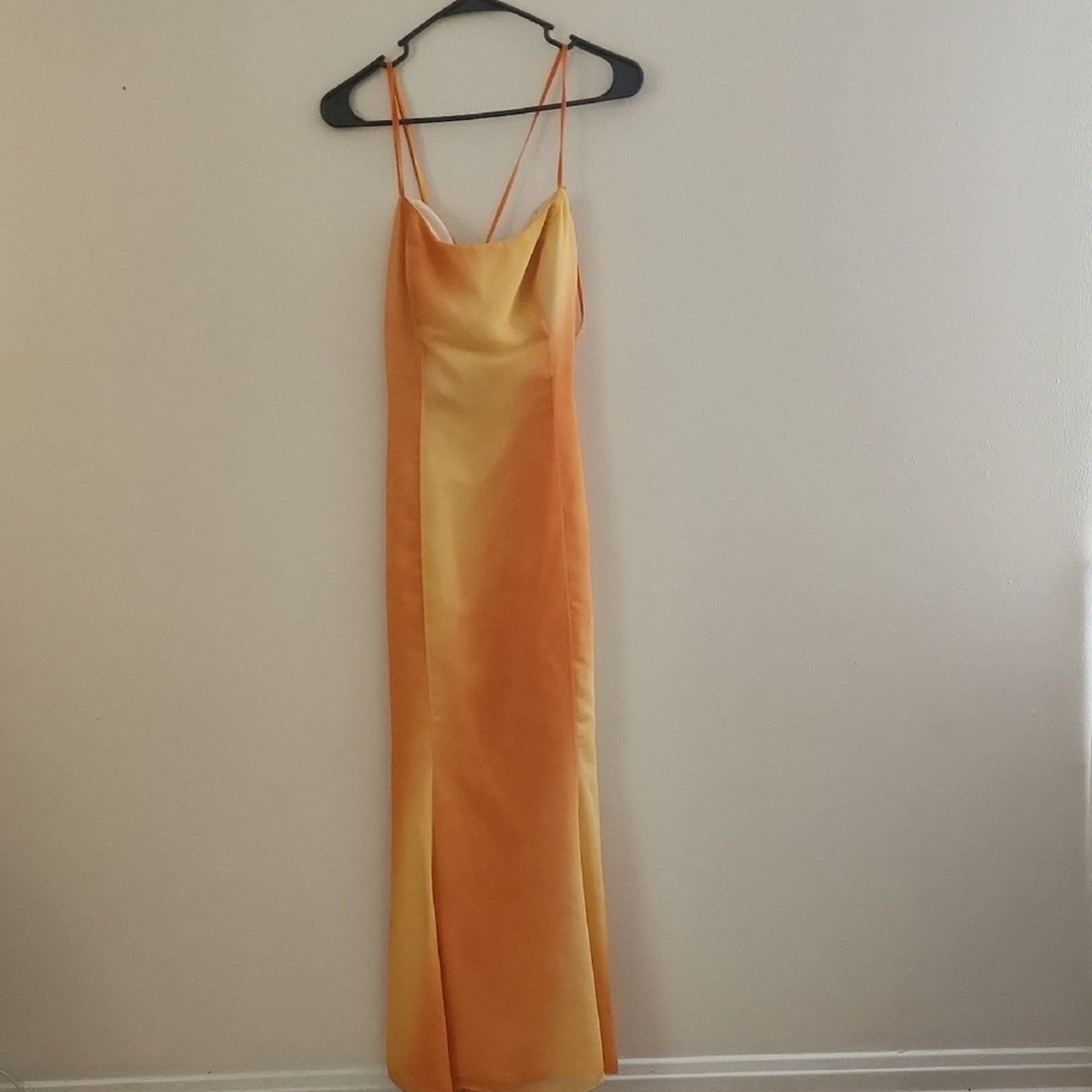 Handmade Orange Dress Size M / US 6-8 / IT 42-44 - 1 Thumbnail