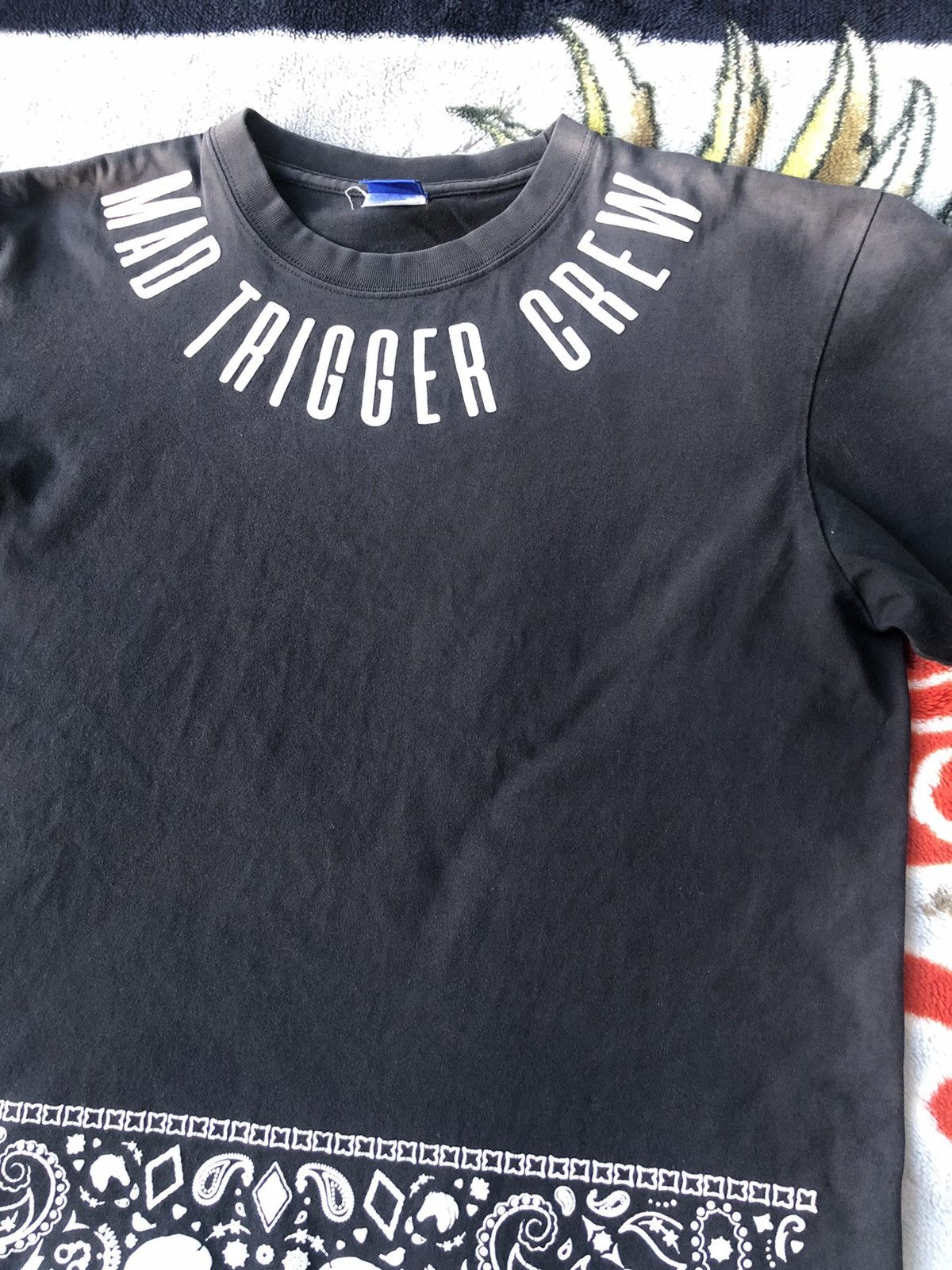 Vintage Vintage Mad Trigger Crew Design Shirt Tee Size US L / EU 52-54 / 3 - 13 Thumbnail
