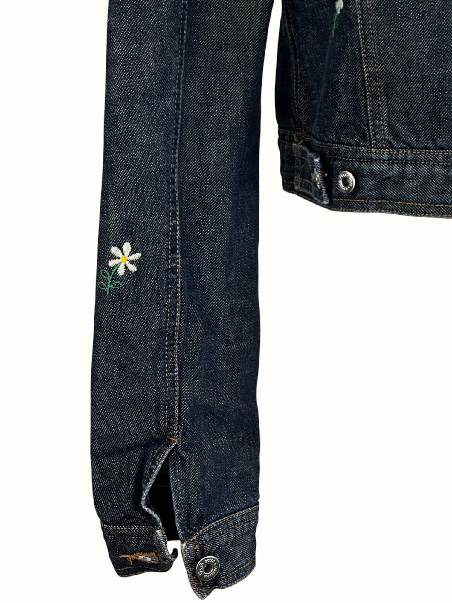Dolce & Gabbana Dolce & Gabbana Floral Embroidered Denim Jacket Size US S / EU 44-46 / 1 - 7 Thumbnail