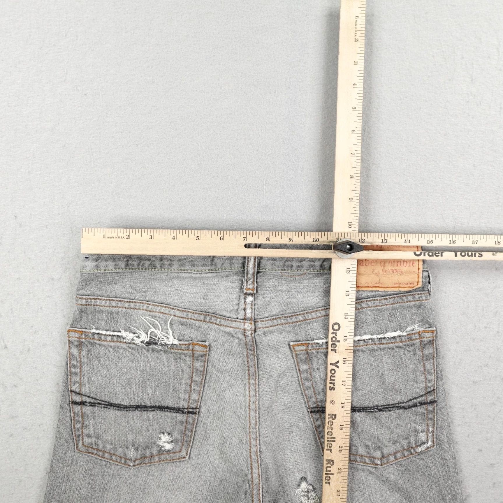 Abercrombie & Fitch VINTAGE Abercrombie Jeans Womens 14 Gray Denim Capri Low Rise Cropped Y2K Size 36" / US 14 / IT 50 - 7 Thumbnail