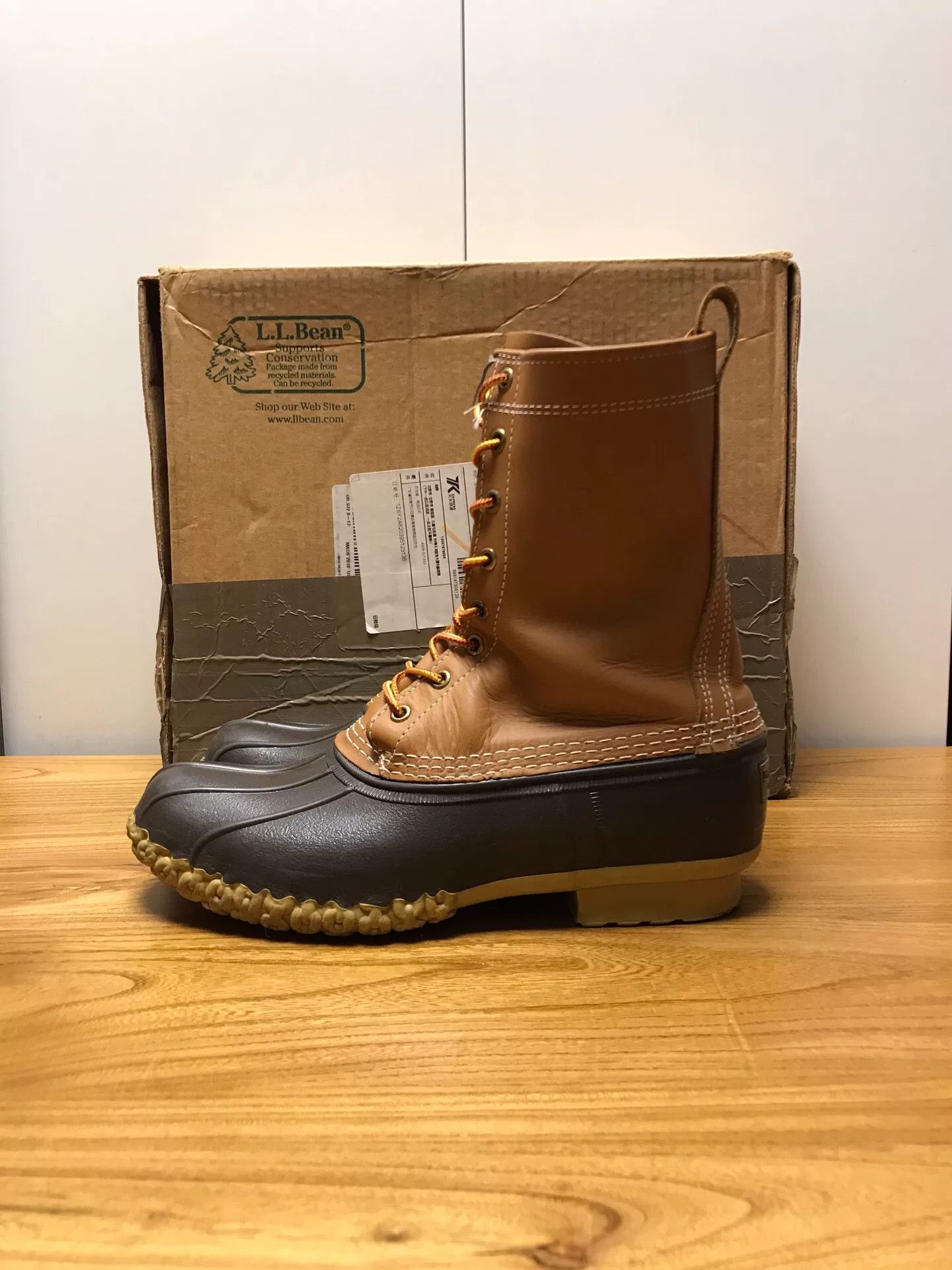 L.L. Bean L.L.Bean 10-inch Duck Boots Size US 9 / EU 42 - 1 Thumbnail